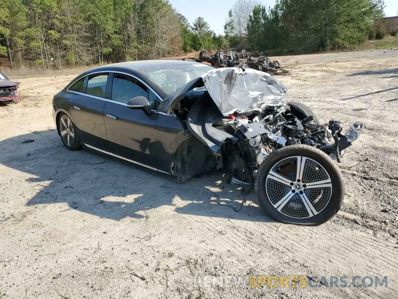 4 Photograph of a damaged car W1KCG2DB2PA024164 MERCEDES-BENZ EQS SEDAN 2023