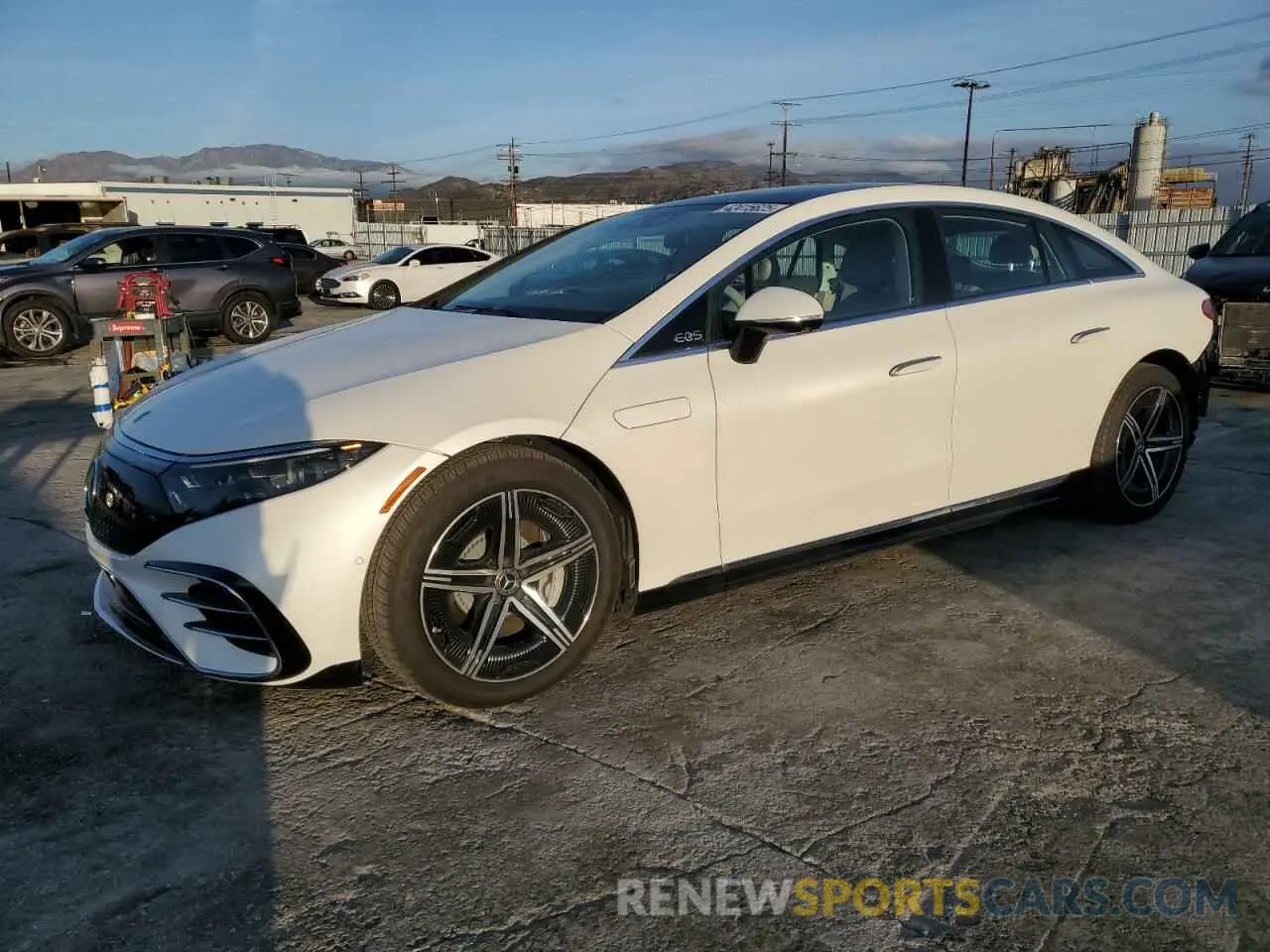 1 Фотография поврежденного автомобиля W1KCG2EB2PA042307 MERCEDES-BENZ EQS SEDAN 2023