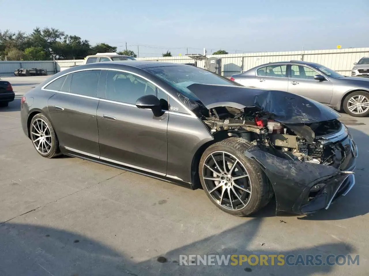 4 Photograph of a damaged car W1KCG4EB8PA028102 MERCEDES-BENZ EQS SEDAN 2023
