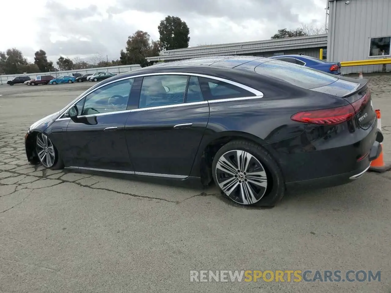 2 Photograph of a damaged car W1KCG2EB4RA048256 MERCEDES-BENZ EQS SEDAN 2024