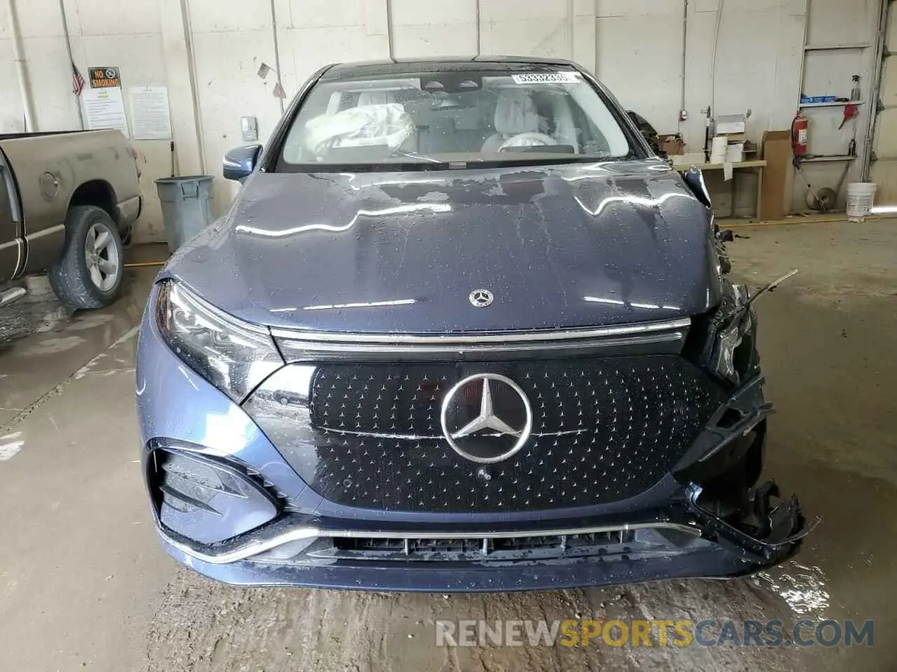 5 Photograph of a damaged car 4JGDM2EB2PA023209 MERCEDES-BENZ EQS SUV 45 2023