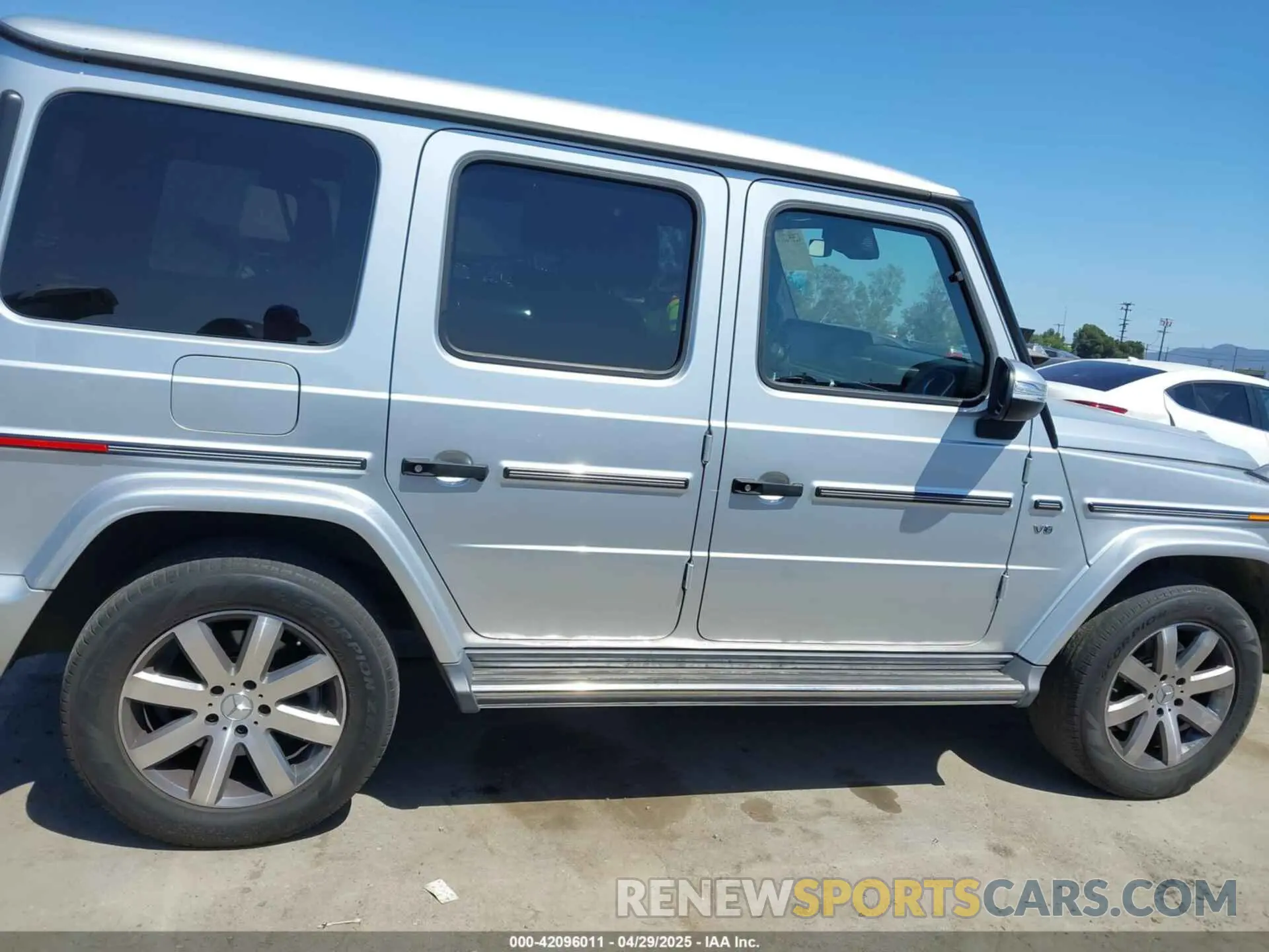13 Фотография поврежденного автомобиля W1NYC6BJ1LX349563 MERCEDES-BENZ G 550 2020