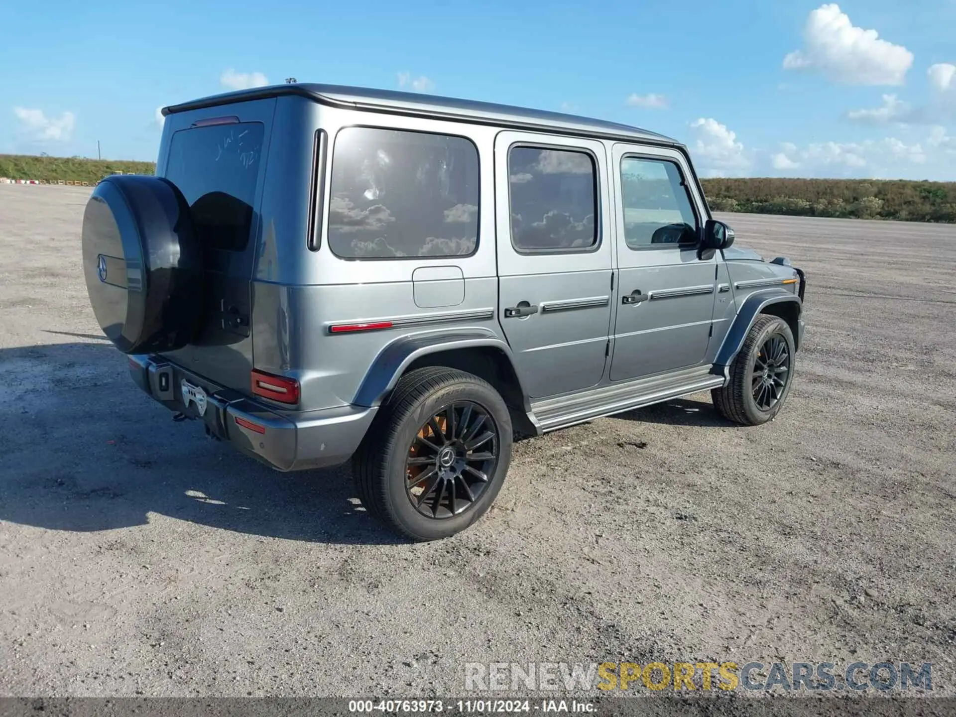 4 Photograph of a damaged car W1NYC6BJ2LX361964 MERCEDES-BENZ G 550 2020