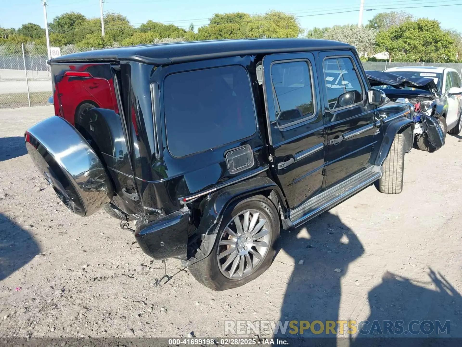 4 Photograph of a damaged car W1NYC6BJ9MX384739 MERCEDES-BENZ G 550 2021