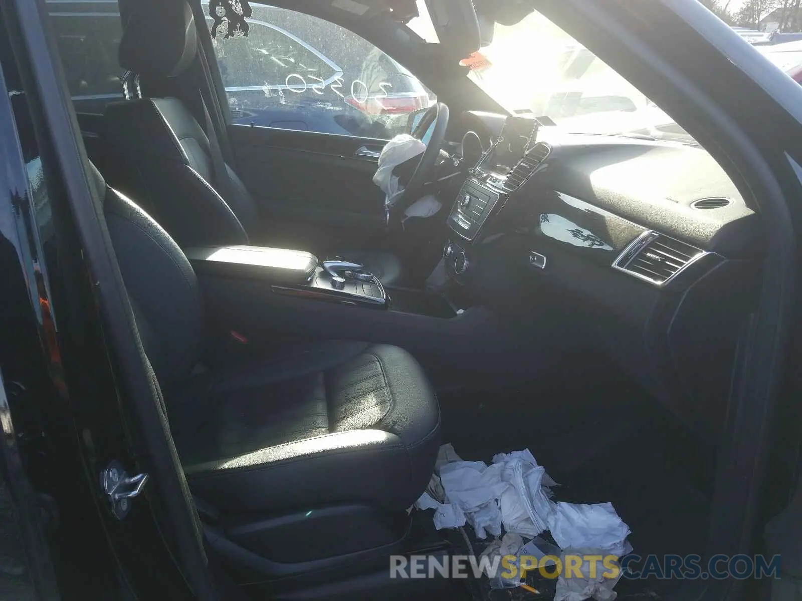 5 Photograph of a damaged car 4JGDA5GB2KB208824 MERCEDES-BENZ G CLASS 2019