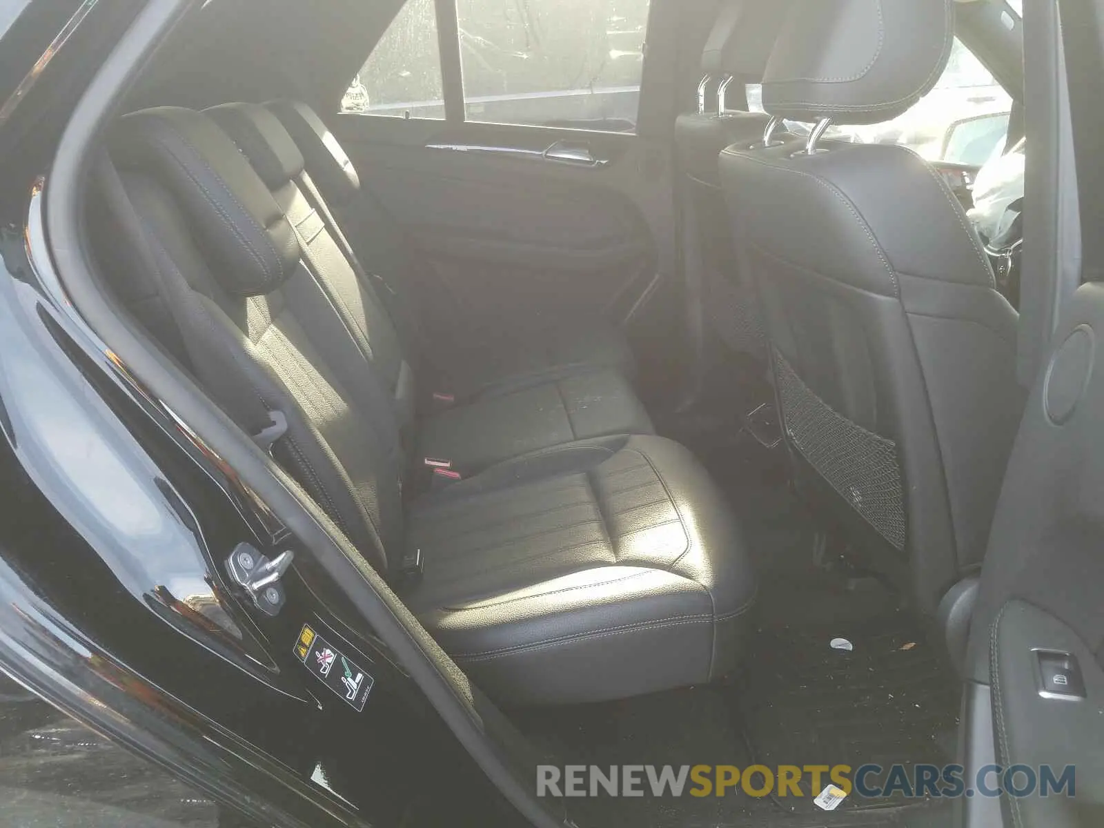 6 Photograph of a damaged car 4JGDA5GB2KB208824 MERCEDES-BENZ G CLASS 2019