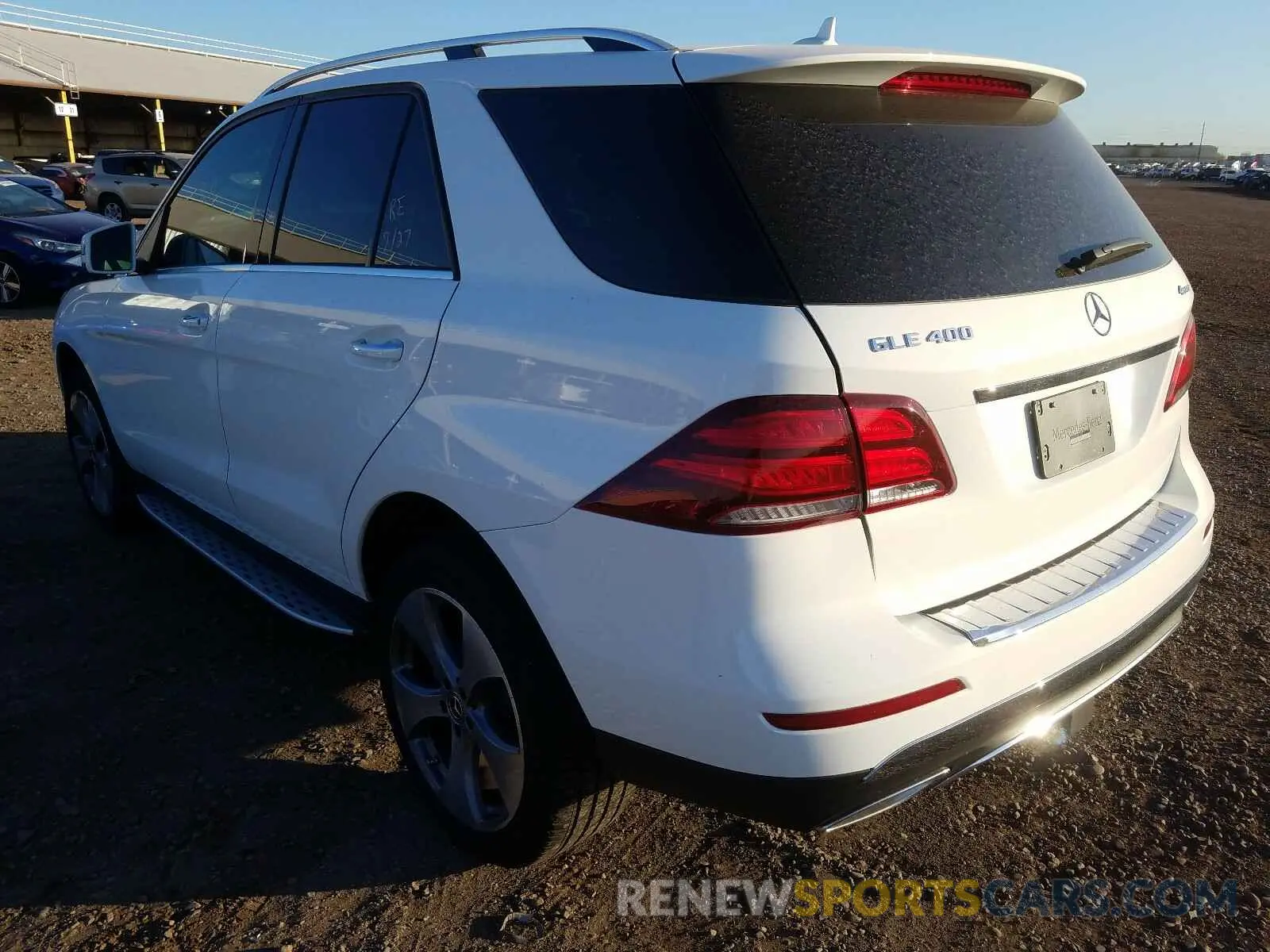 3 Photograph of a damaged car 4JGDA5GB4KB216942 MERCEDES-BENZ G CLASS 2019