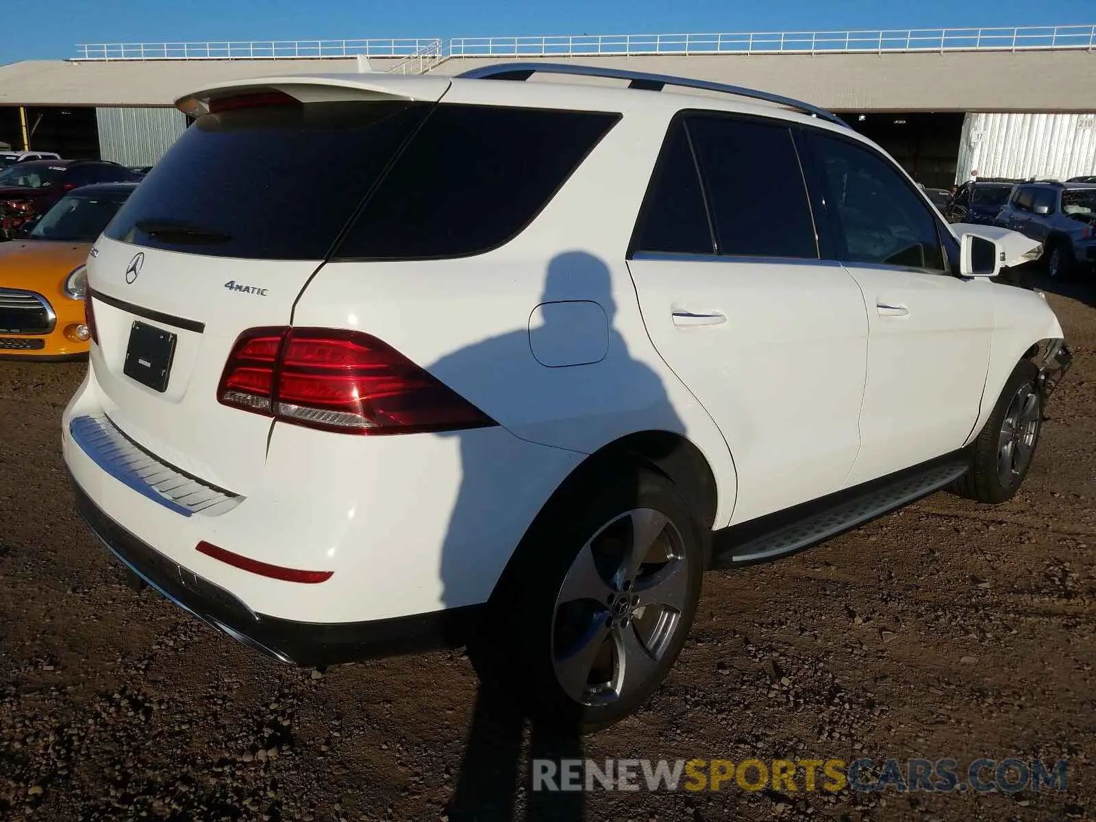 4 Photograph of a damaged car 4JGDA5GB4KB216942 MERCEDES-BENZ G CLASS 2019