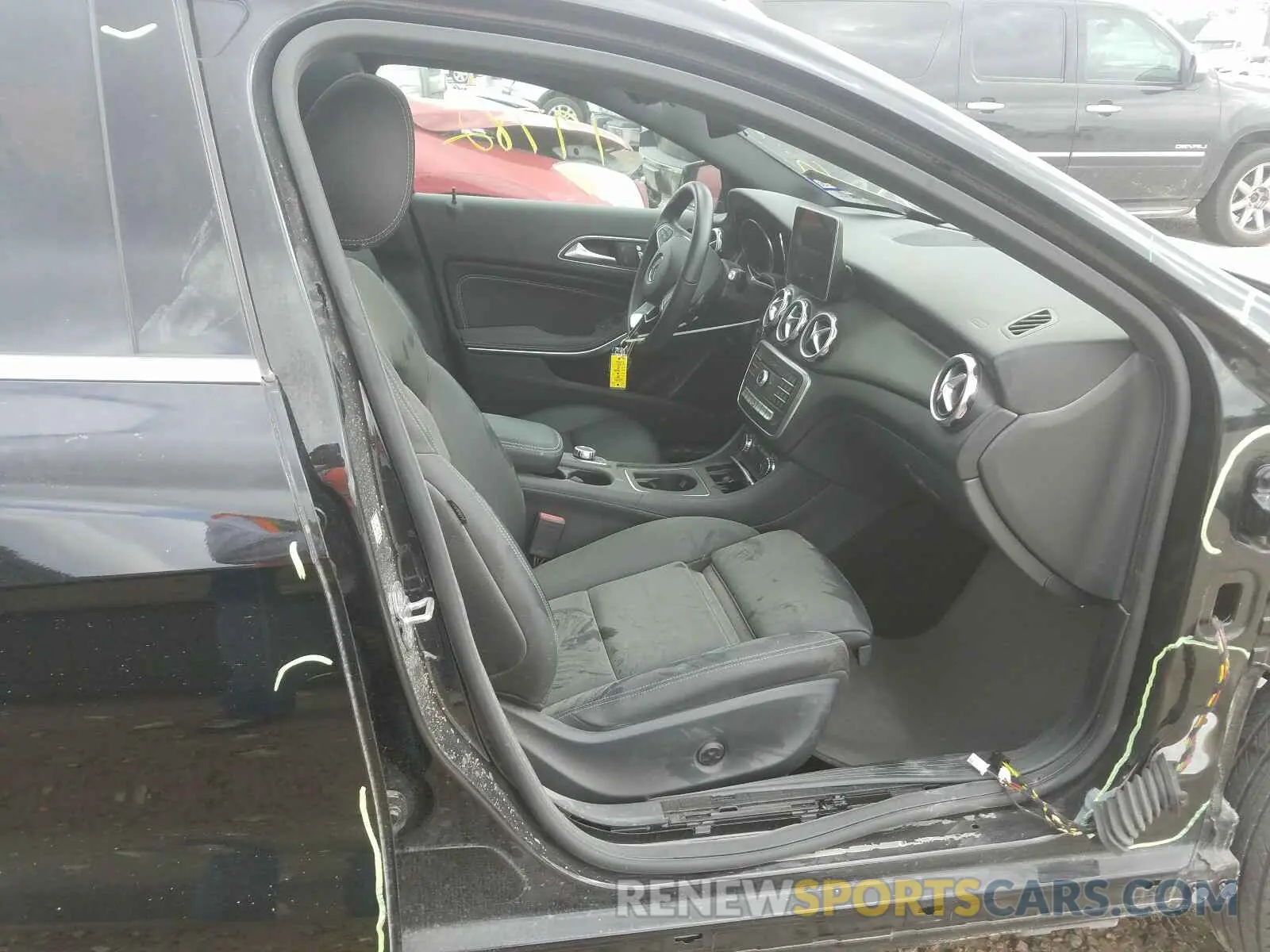 5 Photograph of a damaged car WDCTG4EB1KJ548476 MERCEDES-BENZ G CLASS 2019