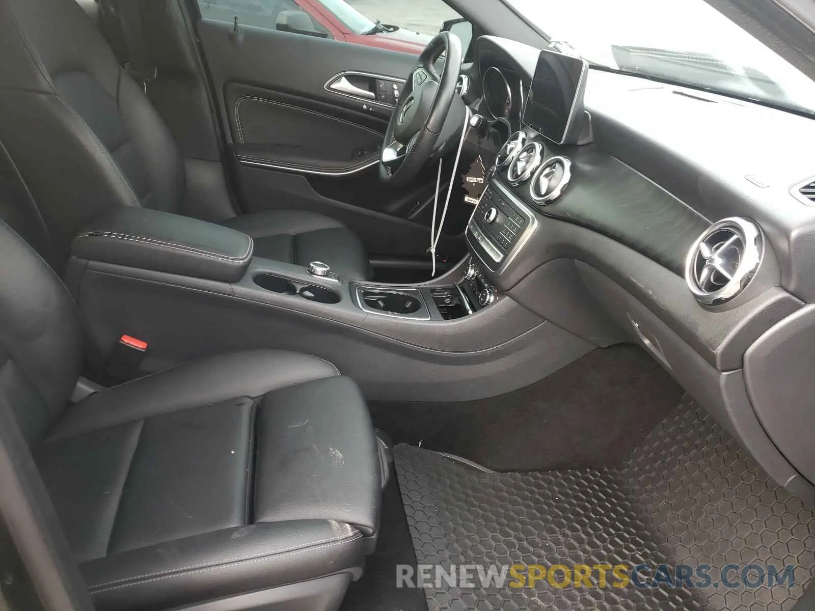 5 Photograph of a damaged car WDCTG4GB5KU010035 MERCEDES-BENZ G CLASS 2019