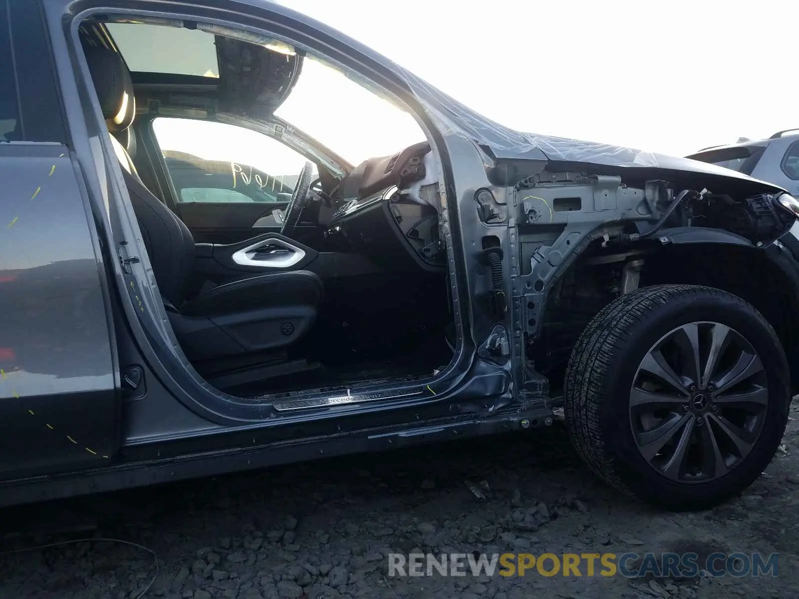 9 Photograph of a damaged car 4JGFB4KB6LA025926 MERCEDES-BENZ G CLASS 2020