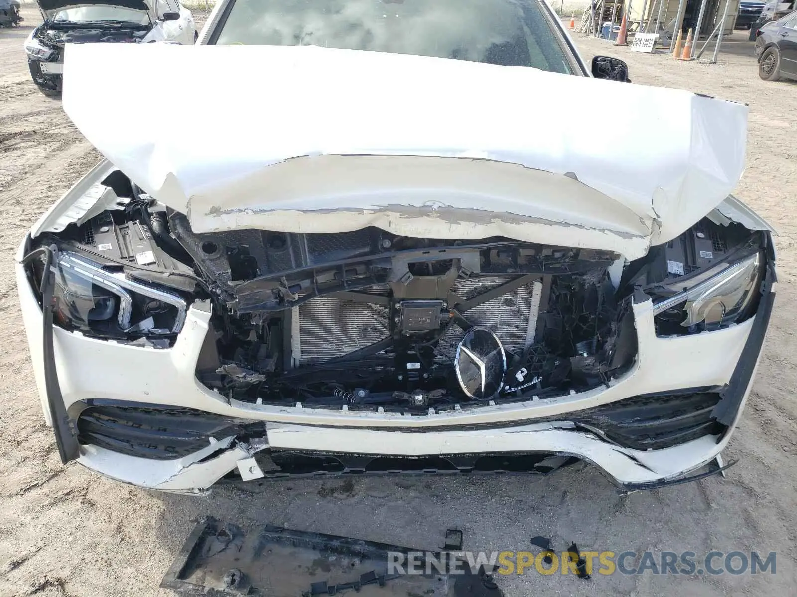 9 Photograph of a damaged car 4JGFD6BB3MA184734 MERCEDES-BENZ G CLASS 2021