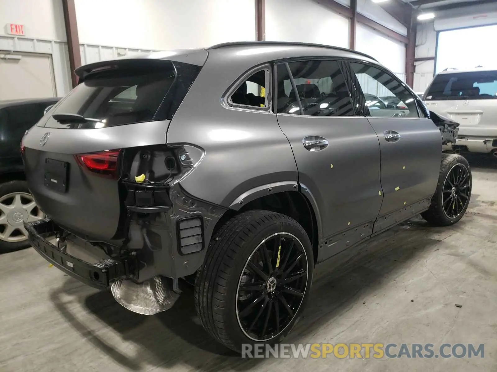 4 Photograph of a damaged car W1N4N4GB3MJ150341 MERCEDES-BENZ G CLASS 2021
