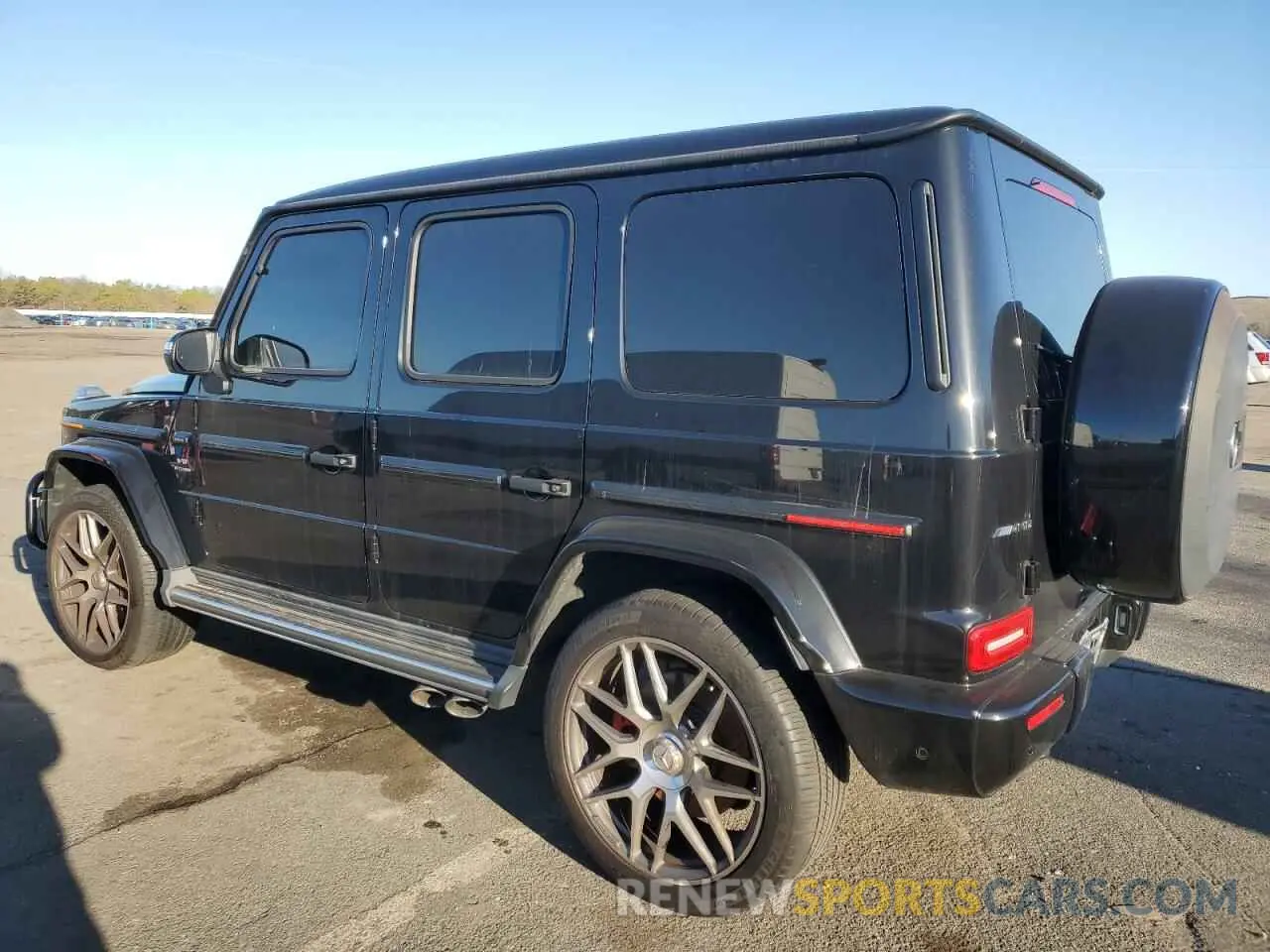 2 Photograph of a damaged car W1NYC7HJ4MX396164 MERCEDES-BENZ G-CLASS 2021