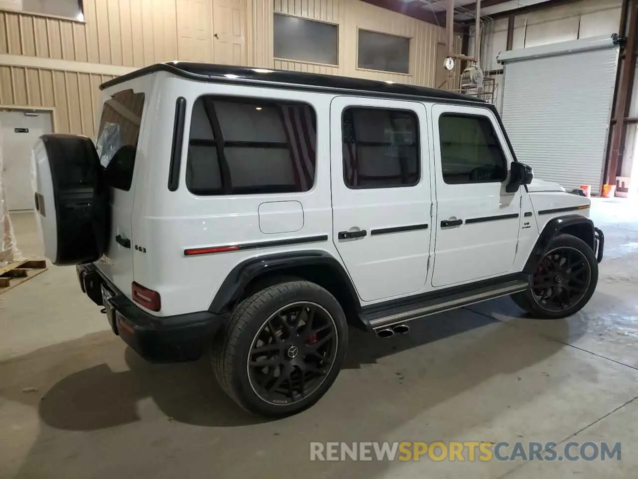 3 Photograph of a damaged car W1NYC7HJ8NX450437 MERCEDES-BENZ G-CLASS 2022