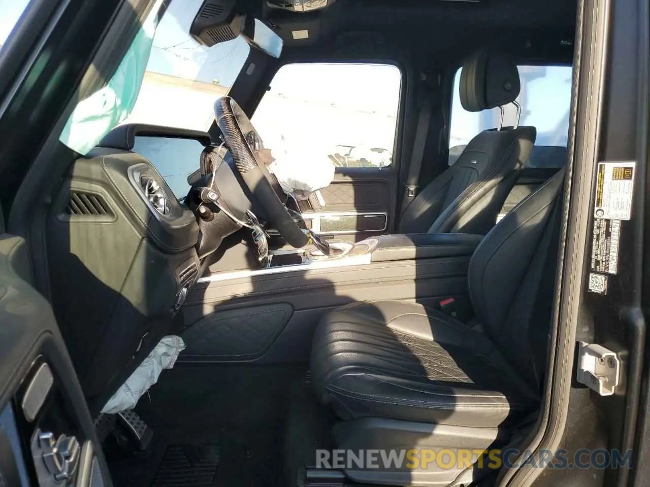 7 Photograph of a damaged car W1NYC7HJ1RX508586 MERCEDES-BENZ G-CLASS 2024