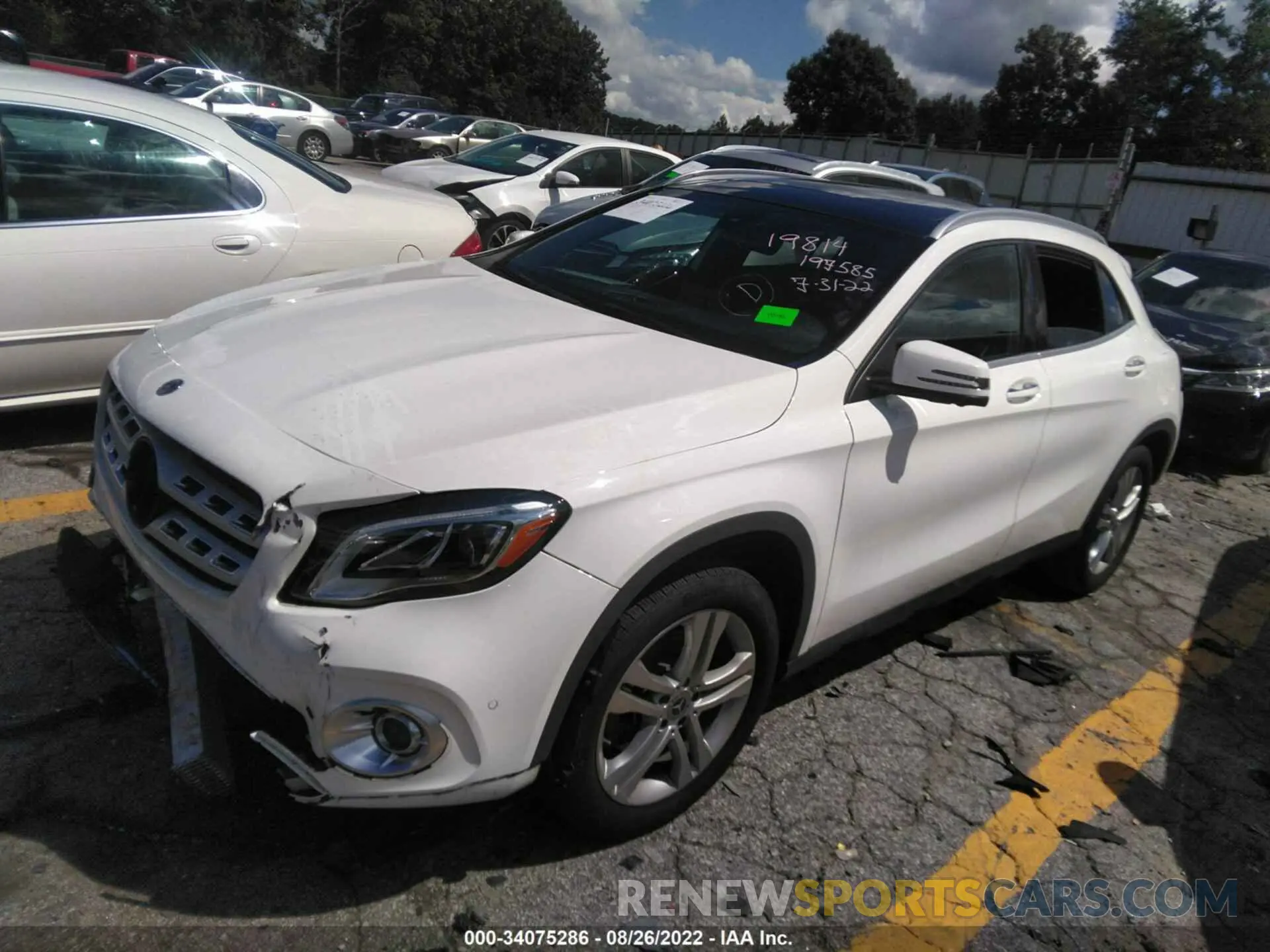 2 Photograph of a damaged car WDCTG4EB4KU019814 MERCEDES-BENZ GLA 2019