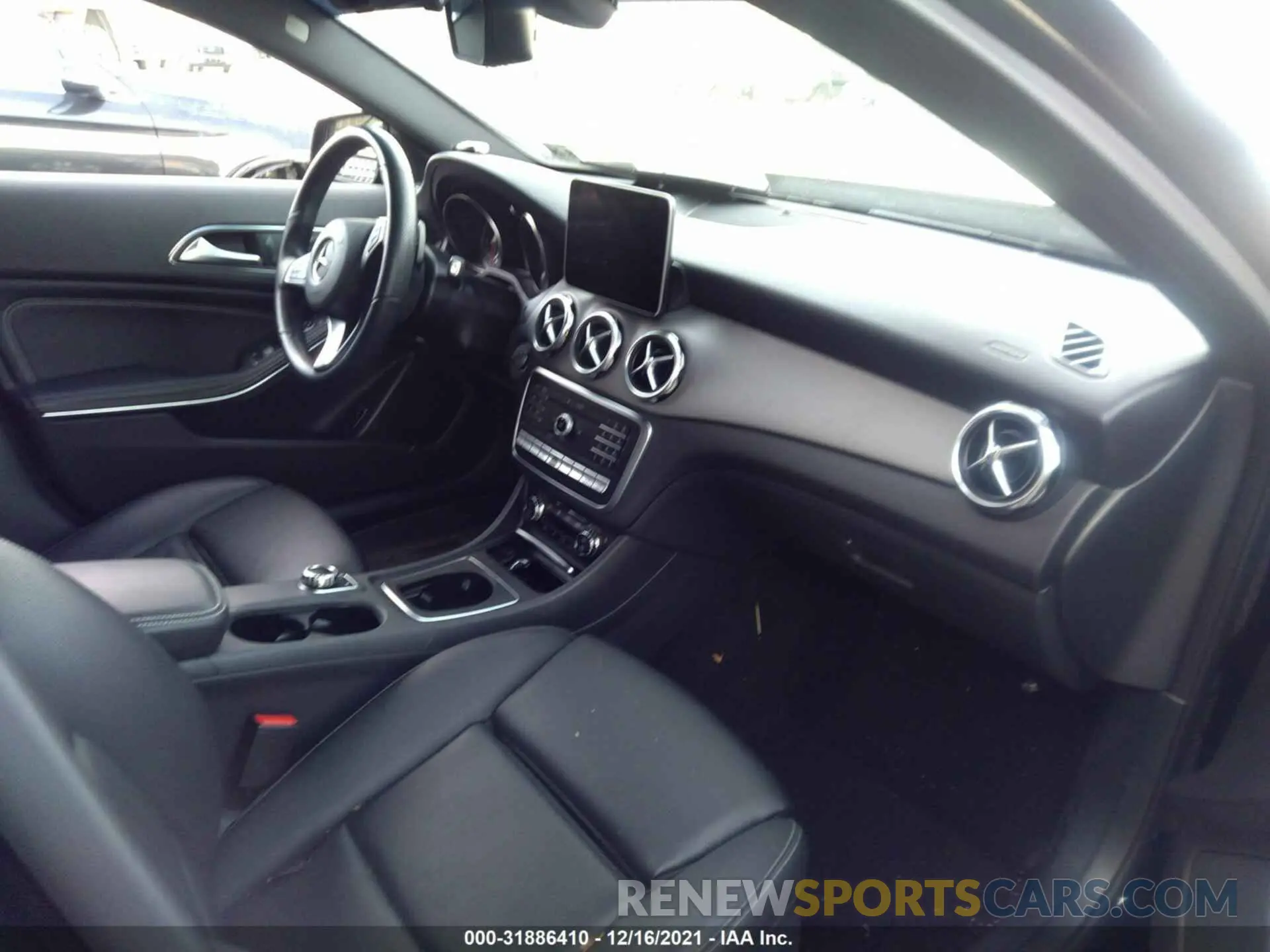 5 Photograph of a damaged car WDCTG4GB6KU019701 MERCEDES-BENZ GLA 2019