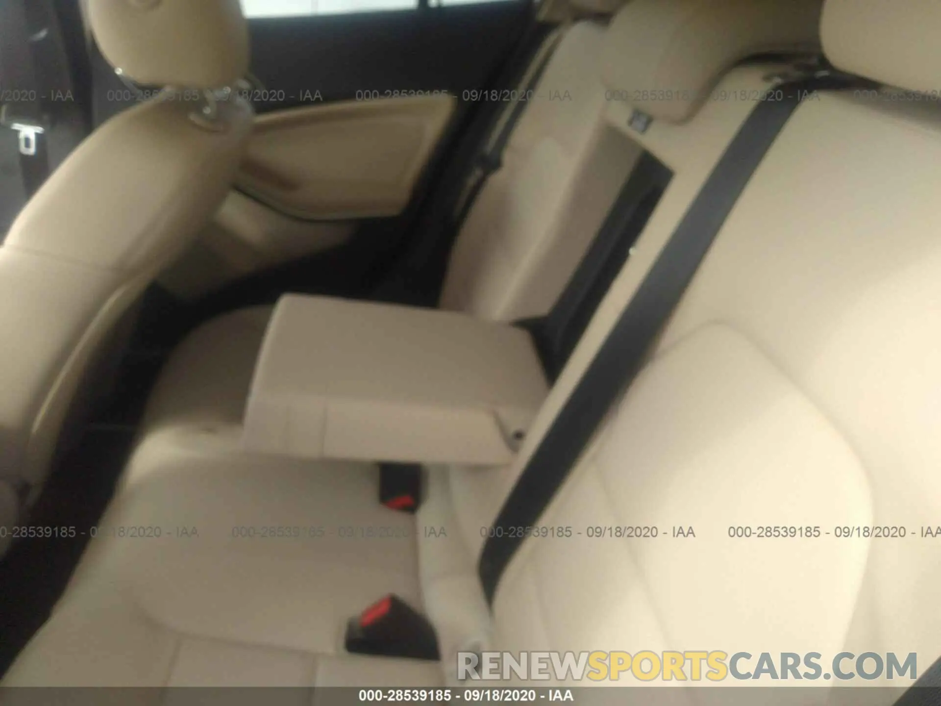 8 Photograph of a damaged car W1NTG4GB6LU040385 MERCEDES-BENZ GLA 2020