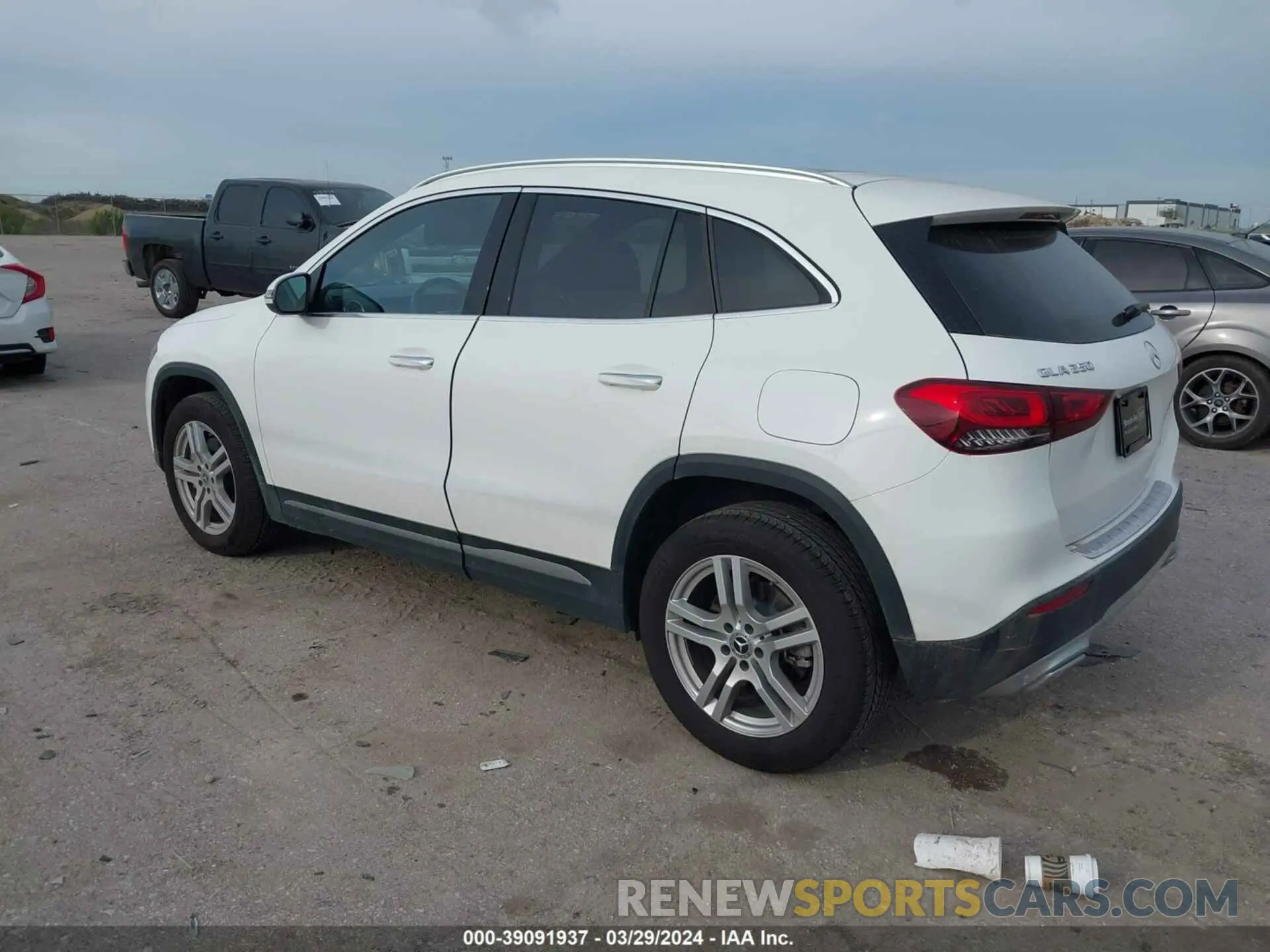 3 Photograph of a damaged car W1N4N4GB0PJ525963 MERCEDES-BENZ GLA 2023