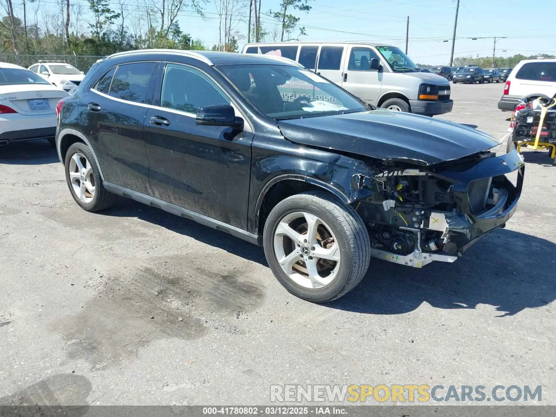 1 Фотография поврежденного автомобиля WDCTG4EB0KJ532883 MERCEDES-BENZ GLA 250 2019