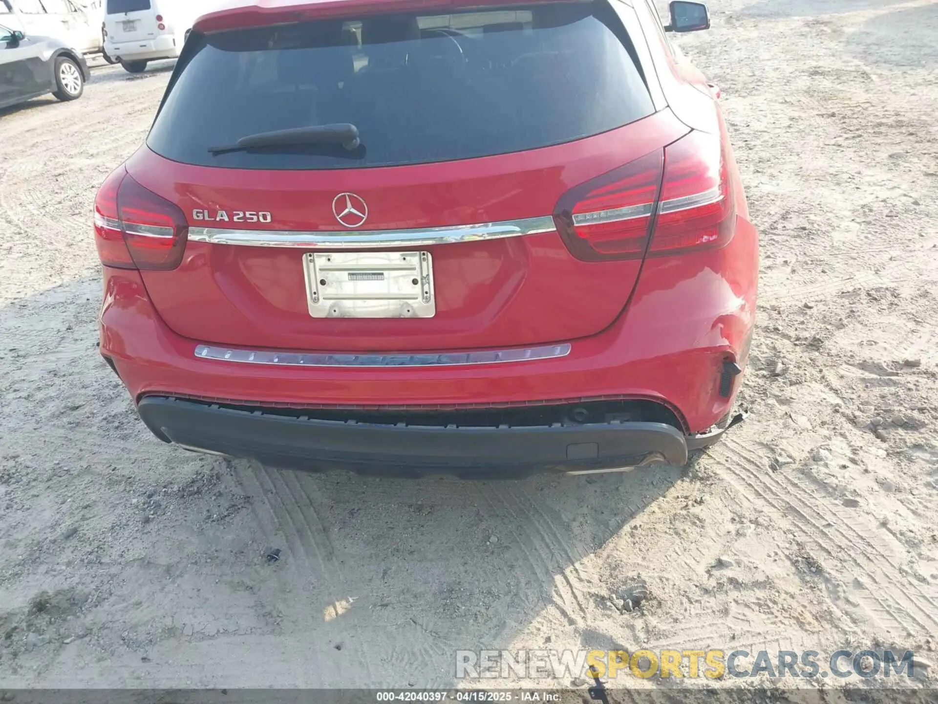 6 Фотография поврежденного автомобиля WDCTG4EB4KU019036 MERCEDES-BENZ GLA 250 2019