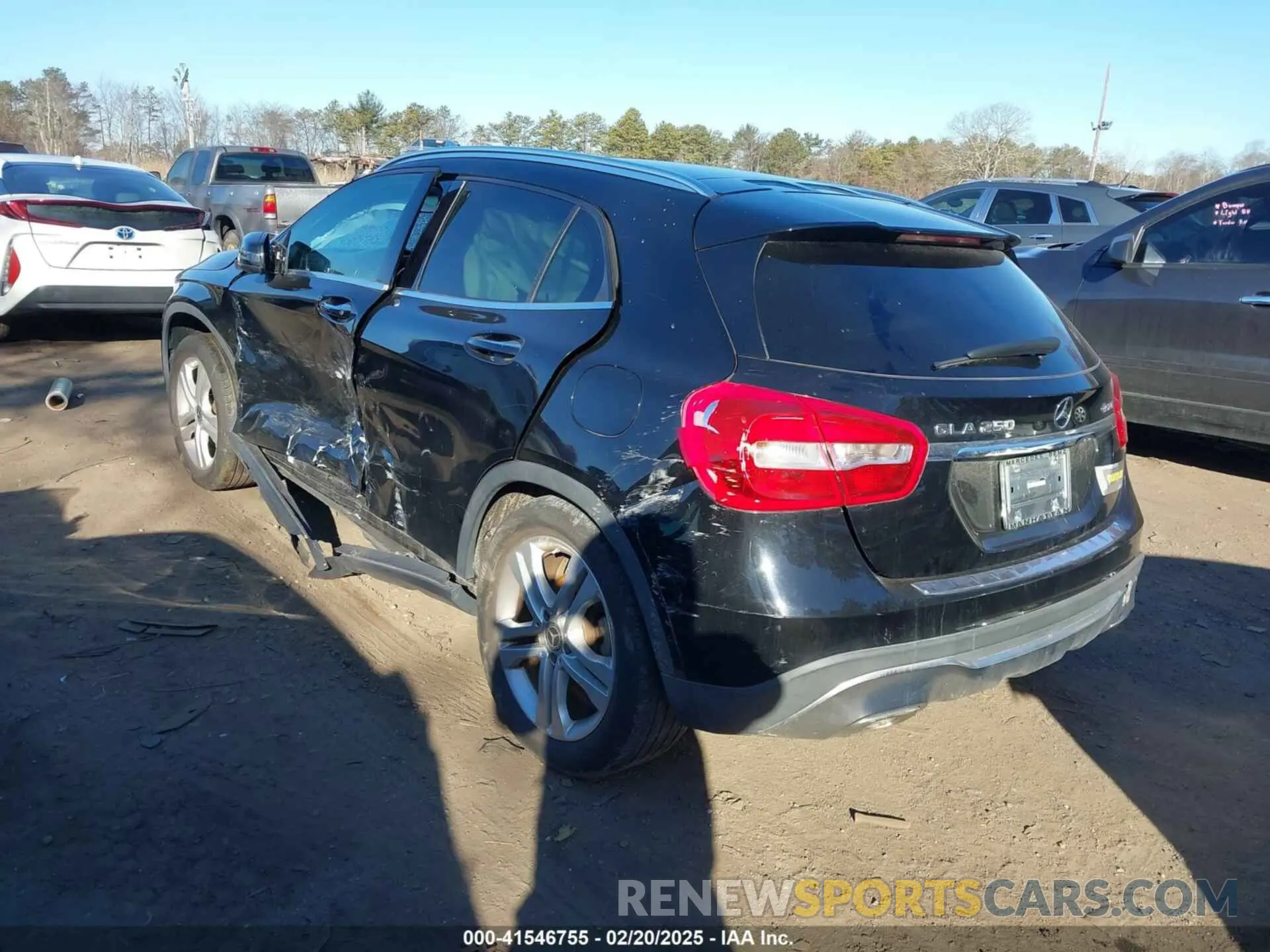 3 Photograph of a damaged car WDCTG4GB1KU019119 MERCEDES-BENZ GLA 250 2019