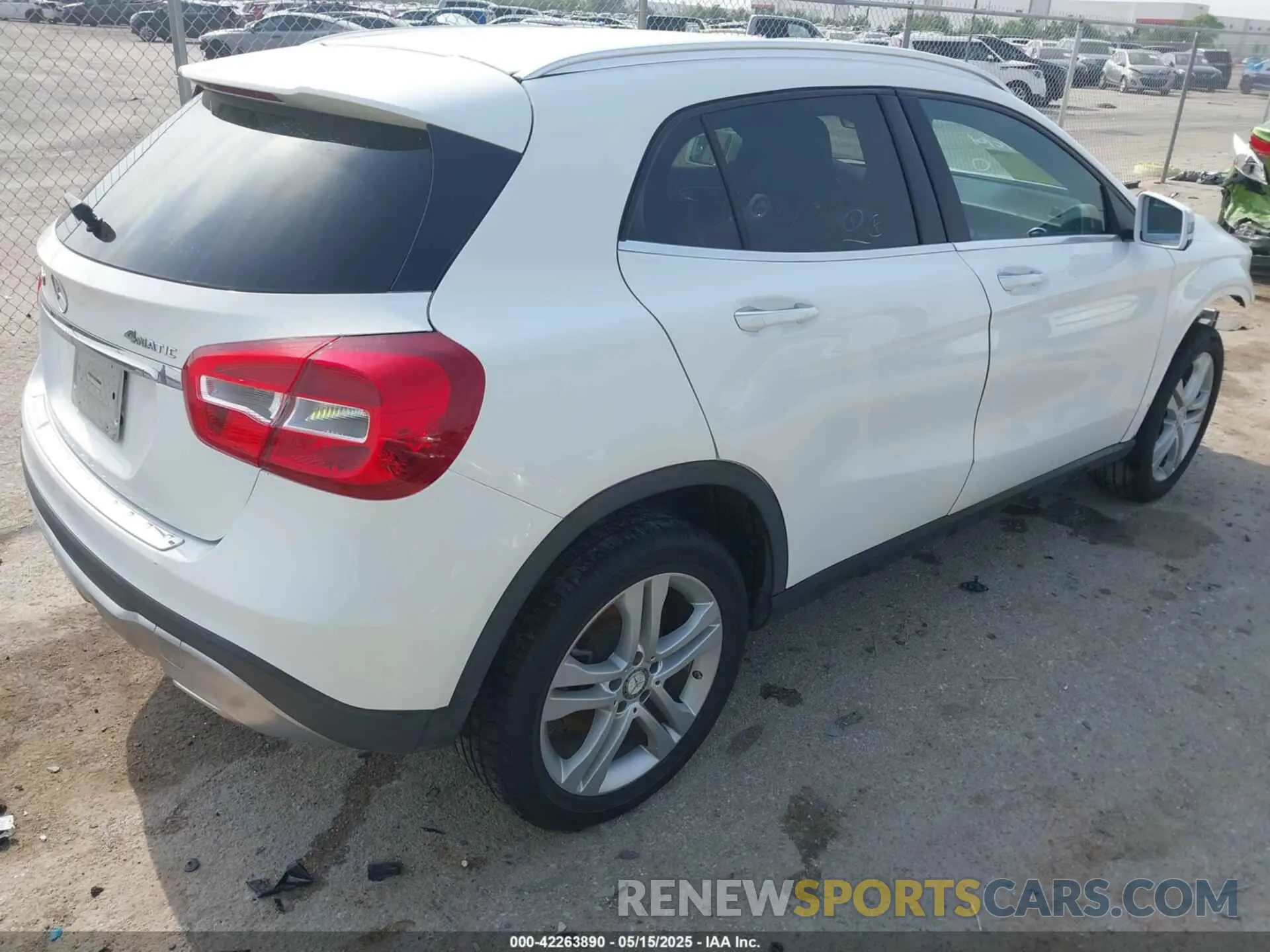 4 Photograph of a damaged car WDCTG4GB6KU013848 MERCEDES-BENZ GLA 250 2019
