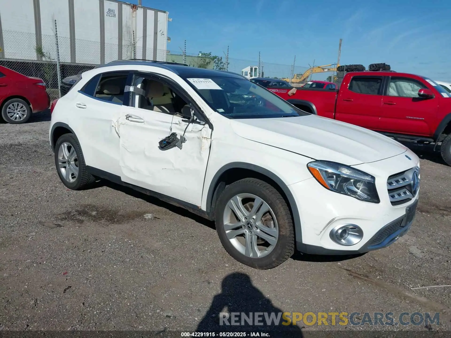 1 Фотография поврежденного автомобиля WDCTG4GBXKU003890 MERCEDES-BENZ GLA 250 2019