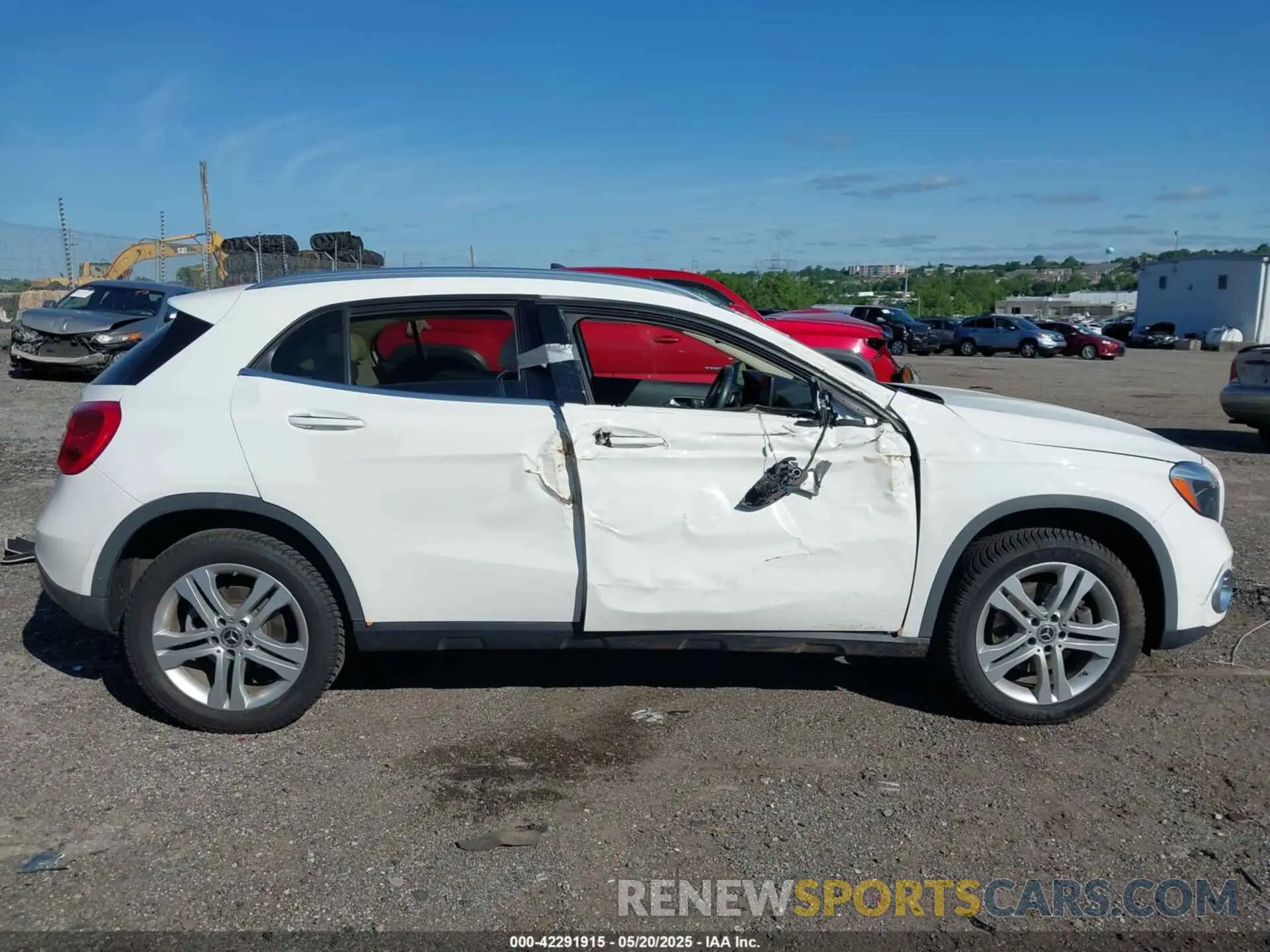 12 Фотография поврежденного автомобиля WDCTG4GBXKU003890 MERCEDES-BENZ GLA 250 2019