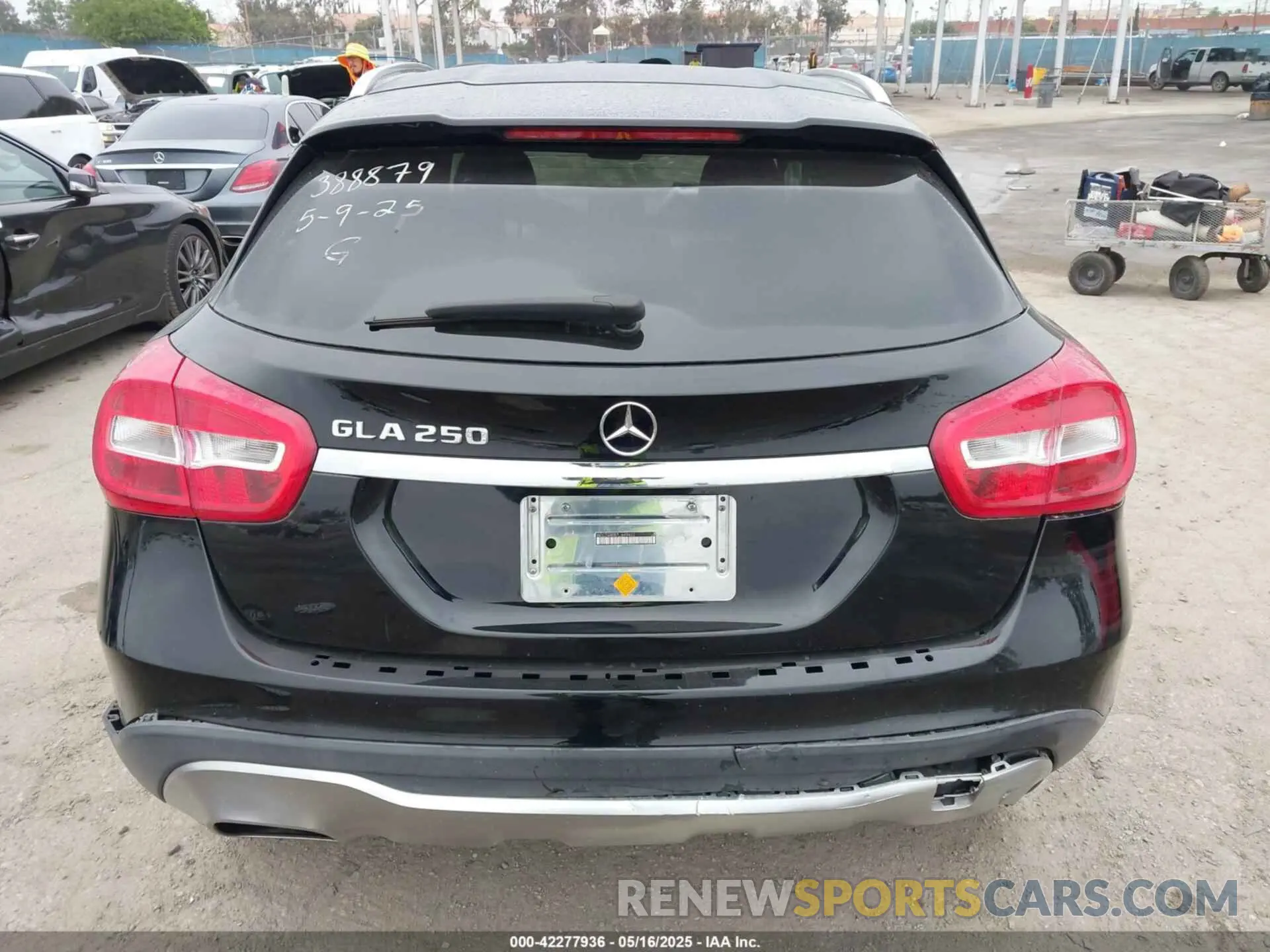 15 Photograph of a damaged car WDCTG4EB7LJ649622 MERCEDES-BENZ GLA 250 2020