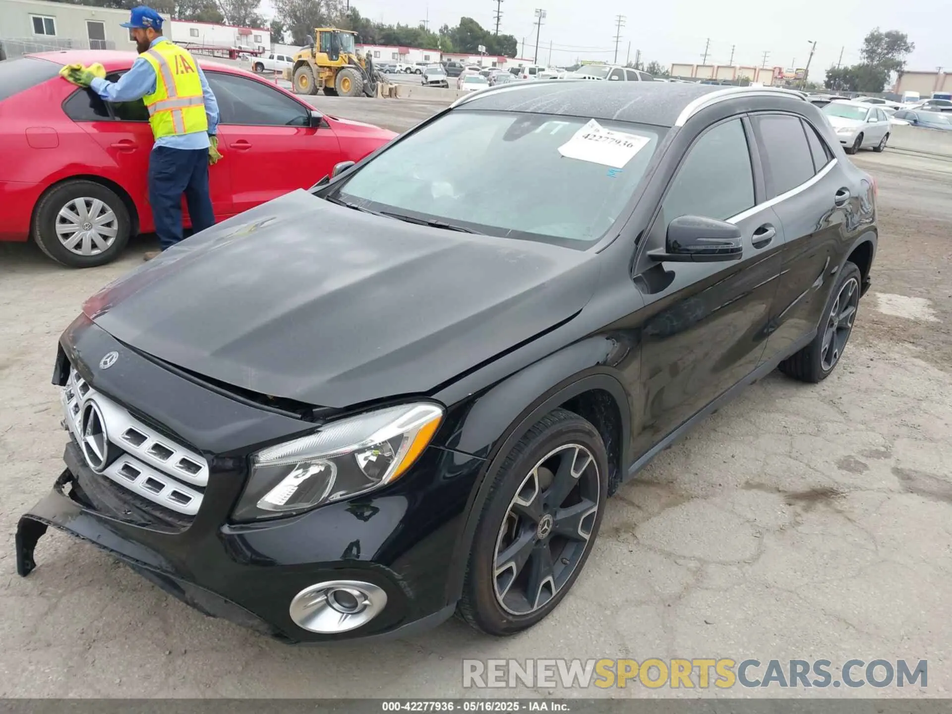 2 Photograph of a damaged car WDCTG4EB7LJ649622 MERCEDES-BENZ GLA 250 2020