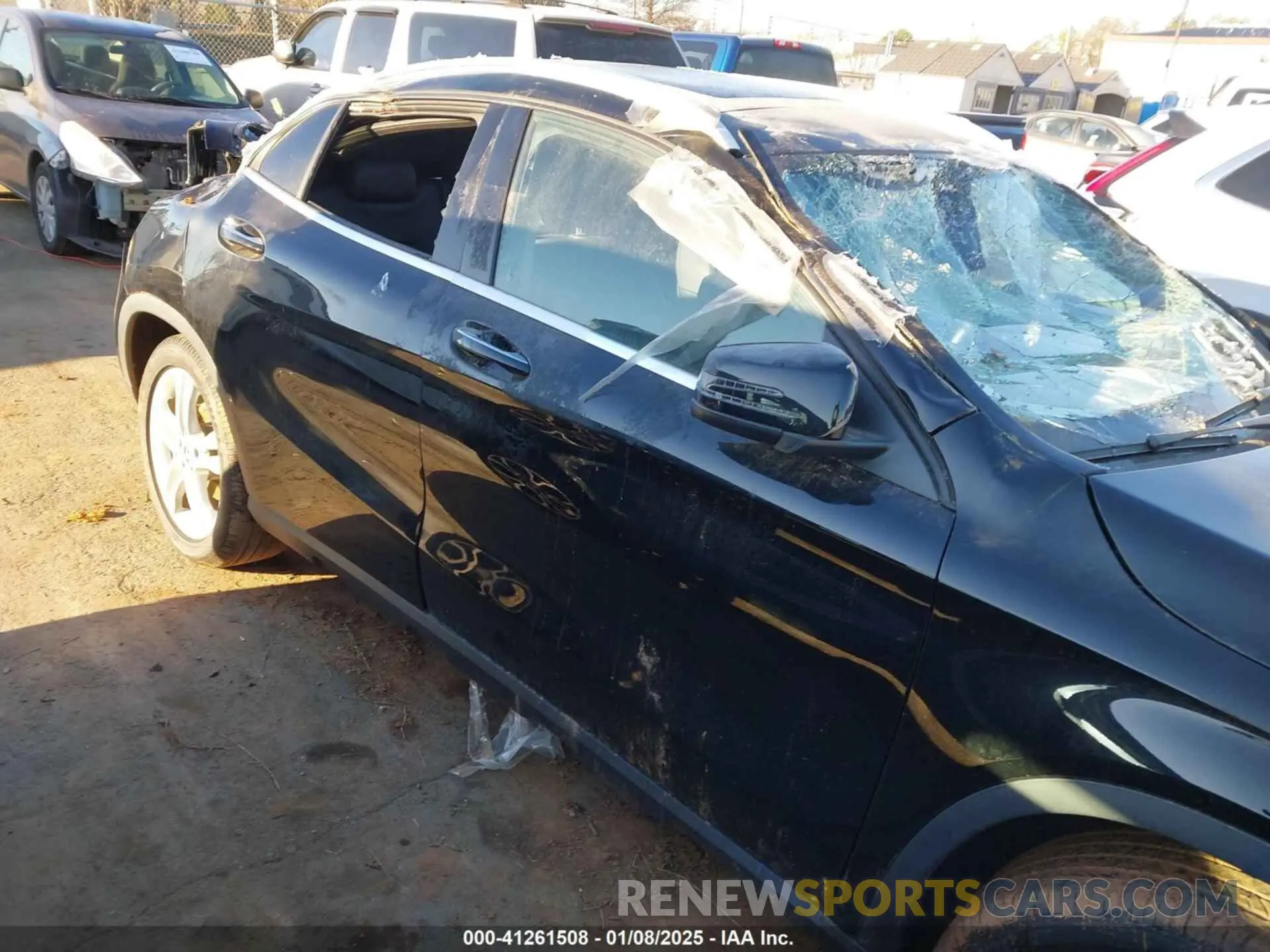 13 Фотография поврежденного автомобиля WDCTG4GB5LU027676 MERCEDES-BENZ GLA 250 2020