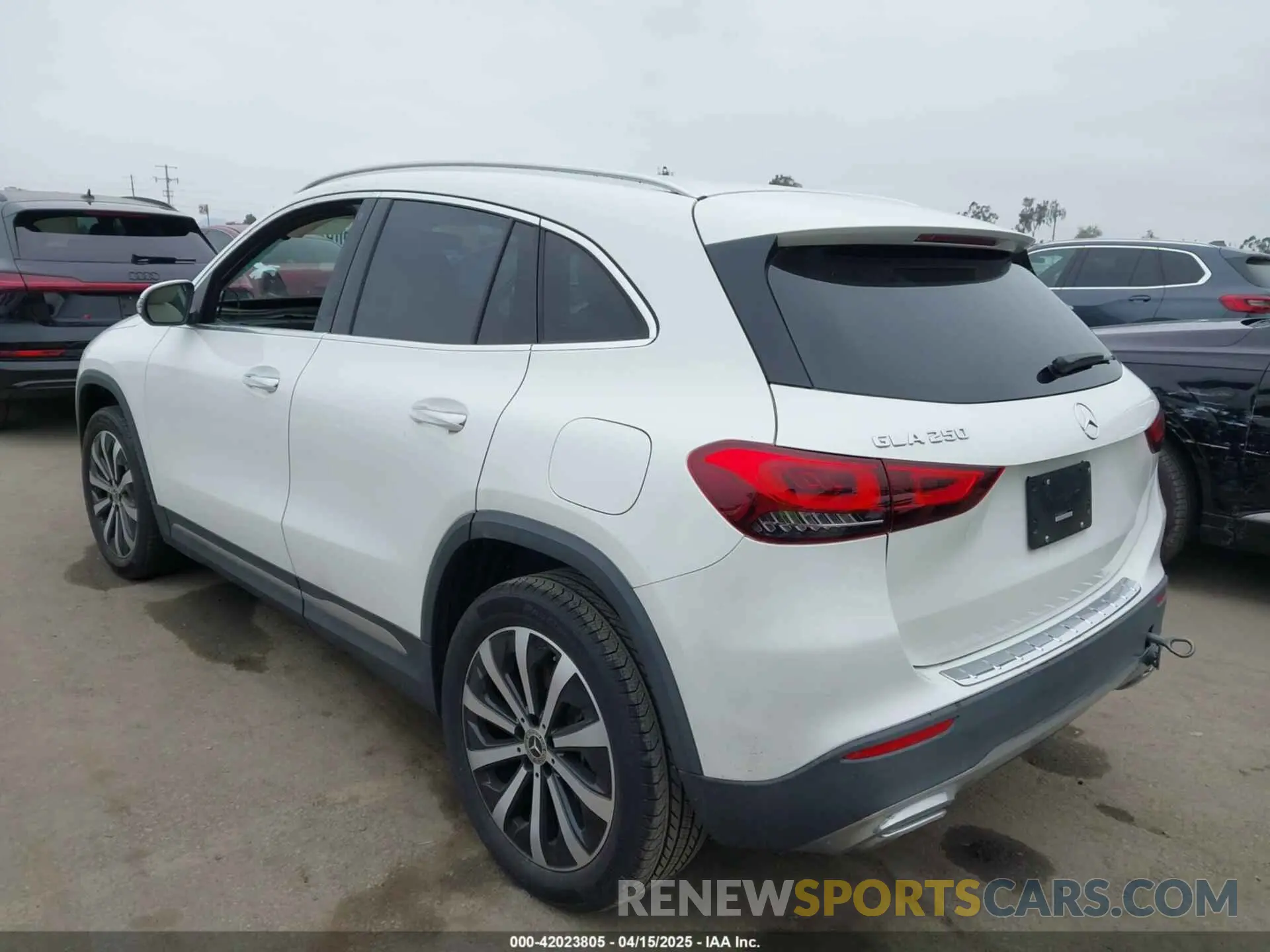 3 Фотография поврежденного автомобиля W1N4N4GB2MJ215938 MERCEDES-BENZ GLA 250 2021