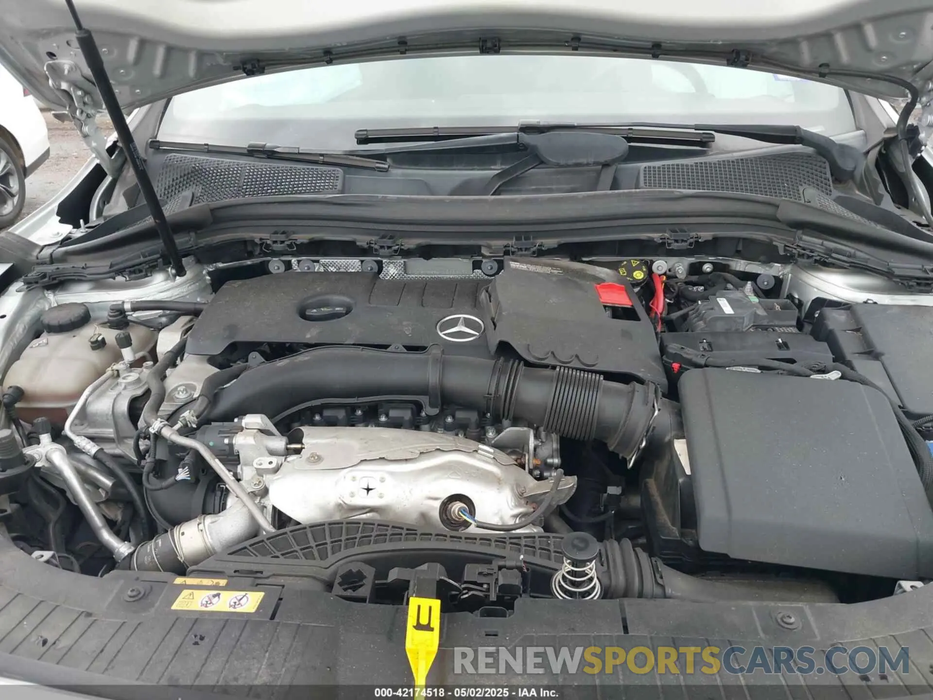 10 Photograph of a damaged car W1N4N4GB5MJ202097 MERCEDES-BENZ GLA 250 2021