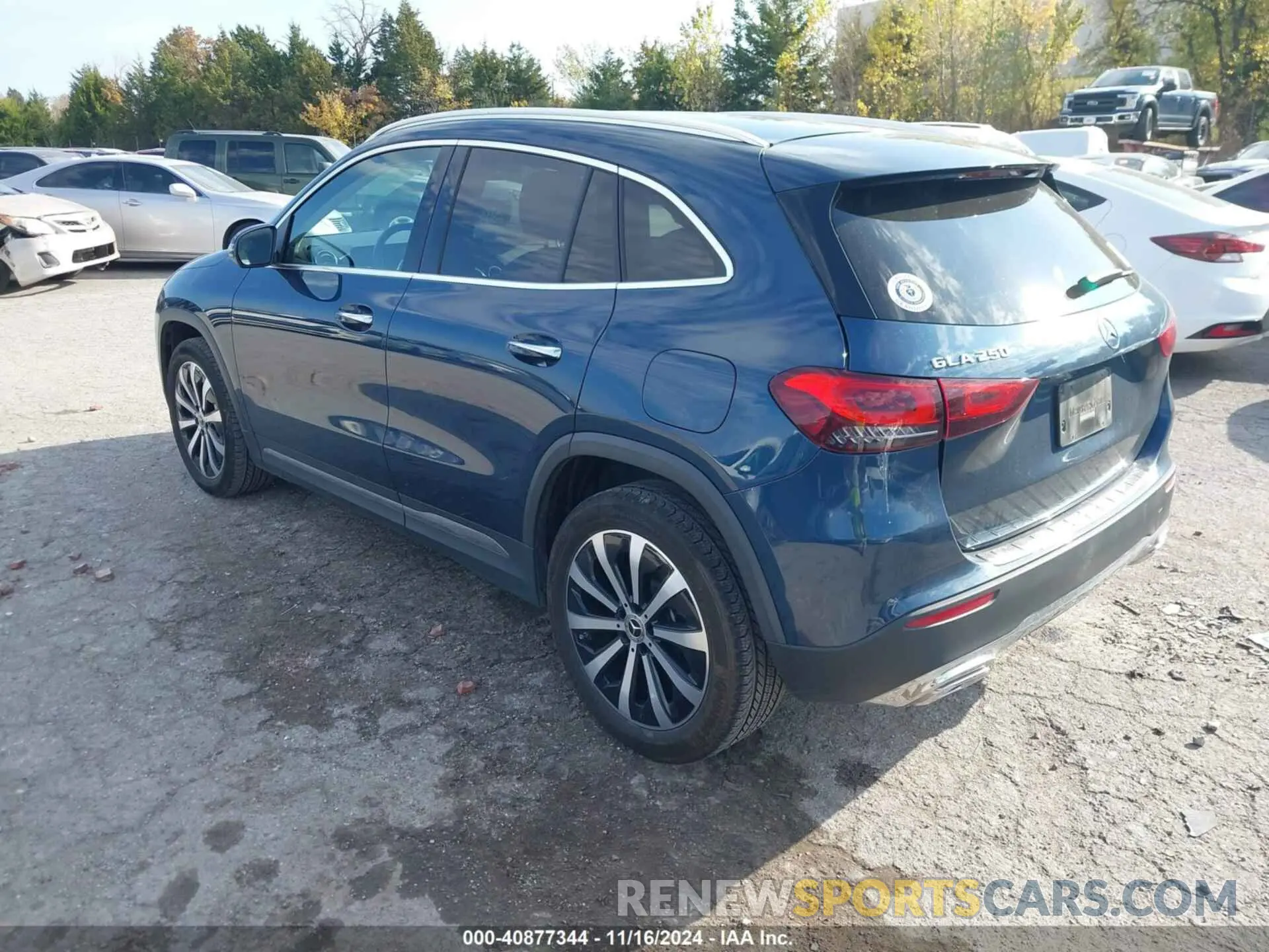 3 Photograph of a damaged car W1N4N4GB6MJ234881 MERCEDES-BENZ GLA 250 2021