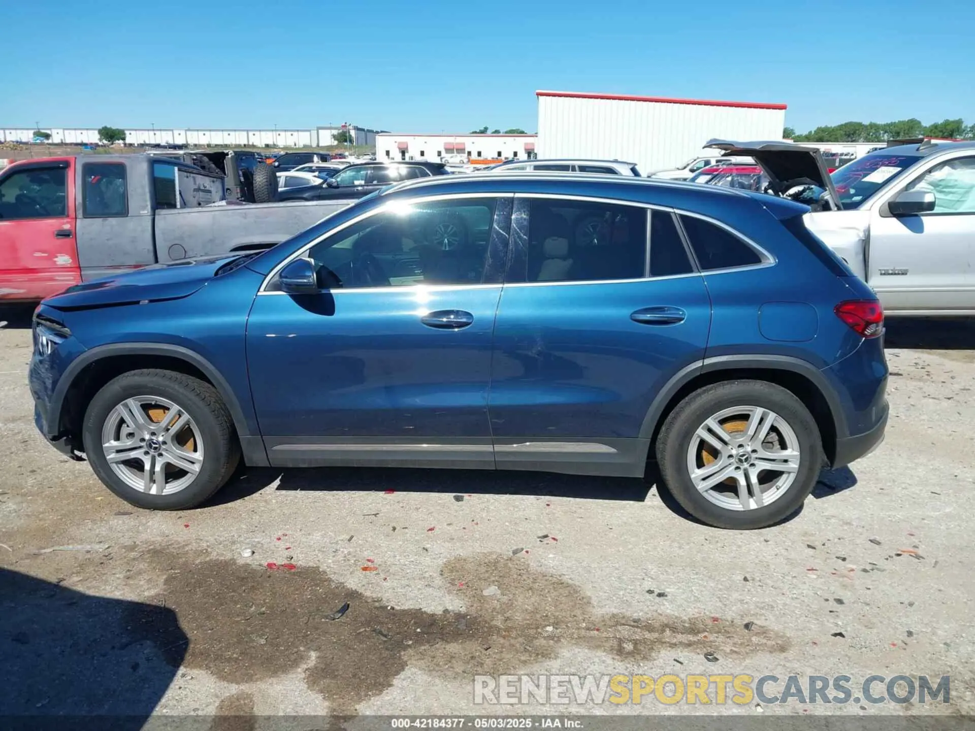 14 Photograph of a damaged car W1N4N4GB9MJ168794 MERCEDES-BENZ GLA 250 2021