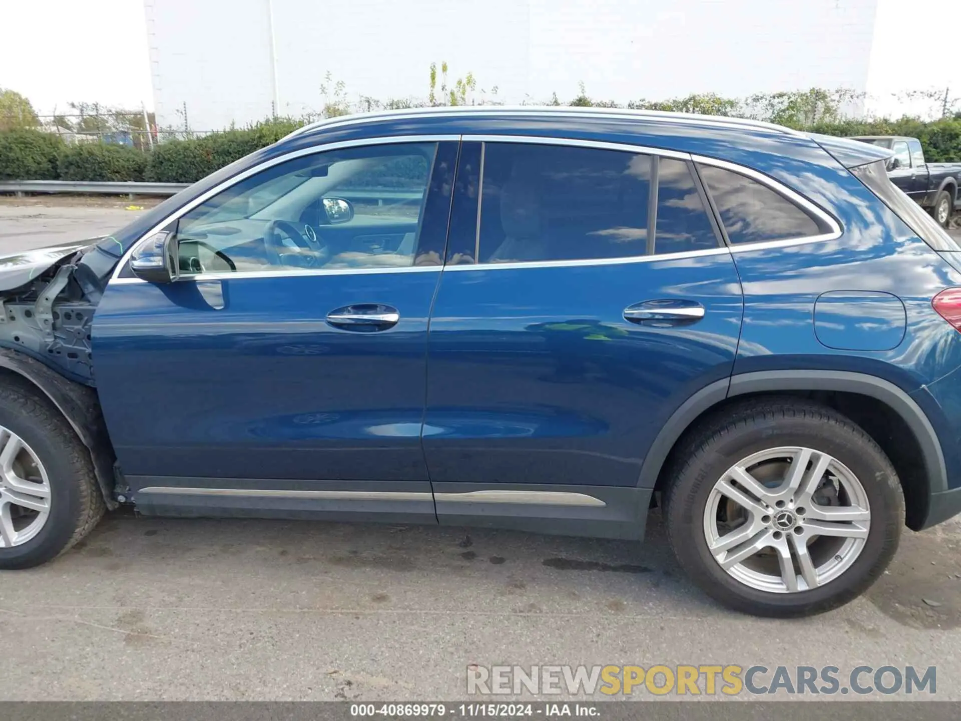 14 Photograph of a damaged car W1N4N4GBXMJ198905 MERCEDES-BENZ GLA 250 2021