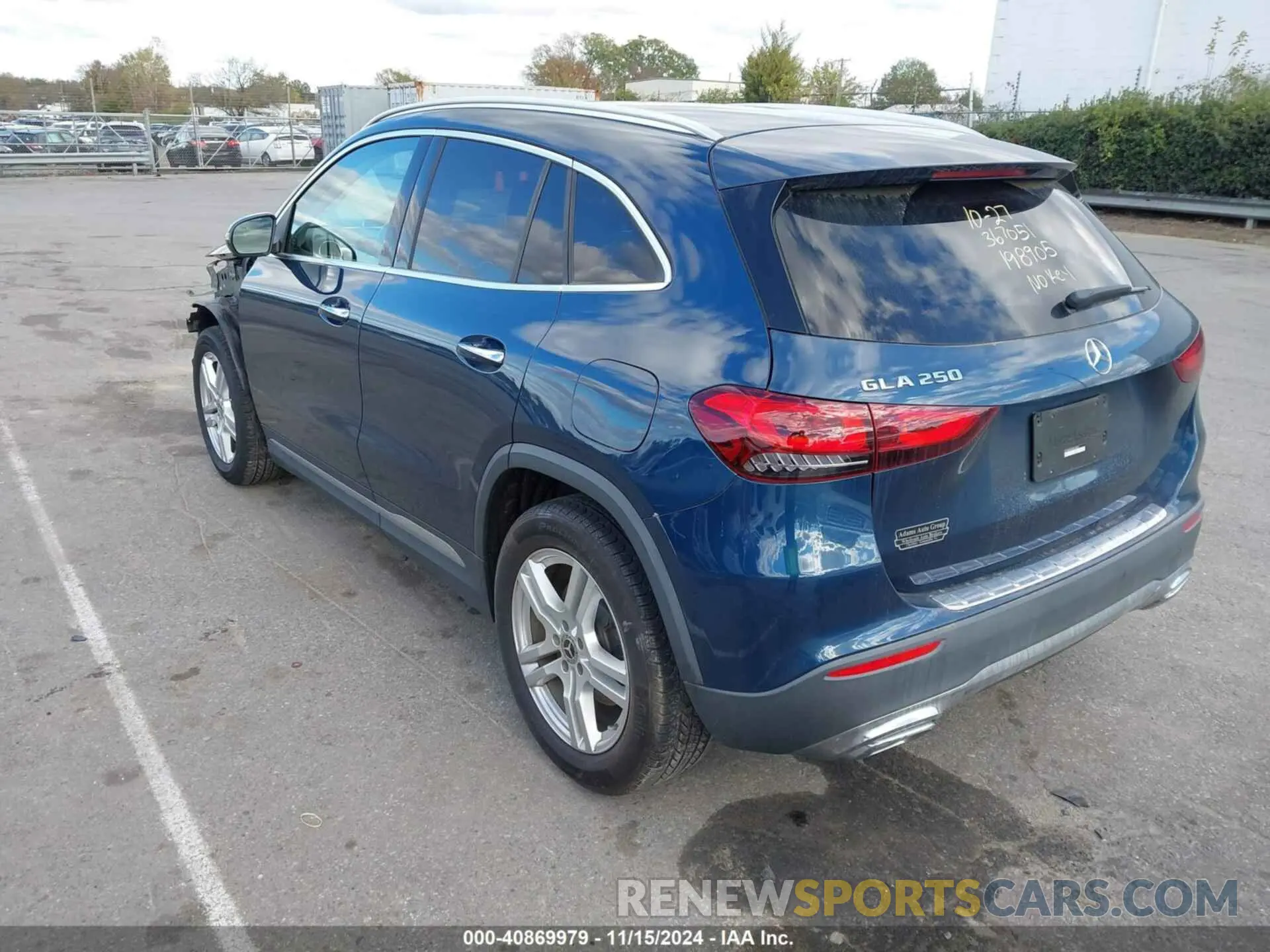 3 Photograph of a damaged car W1N4N4GBXMJ198905 MERCEDES-BENZ GLA 250 2021