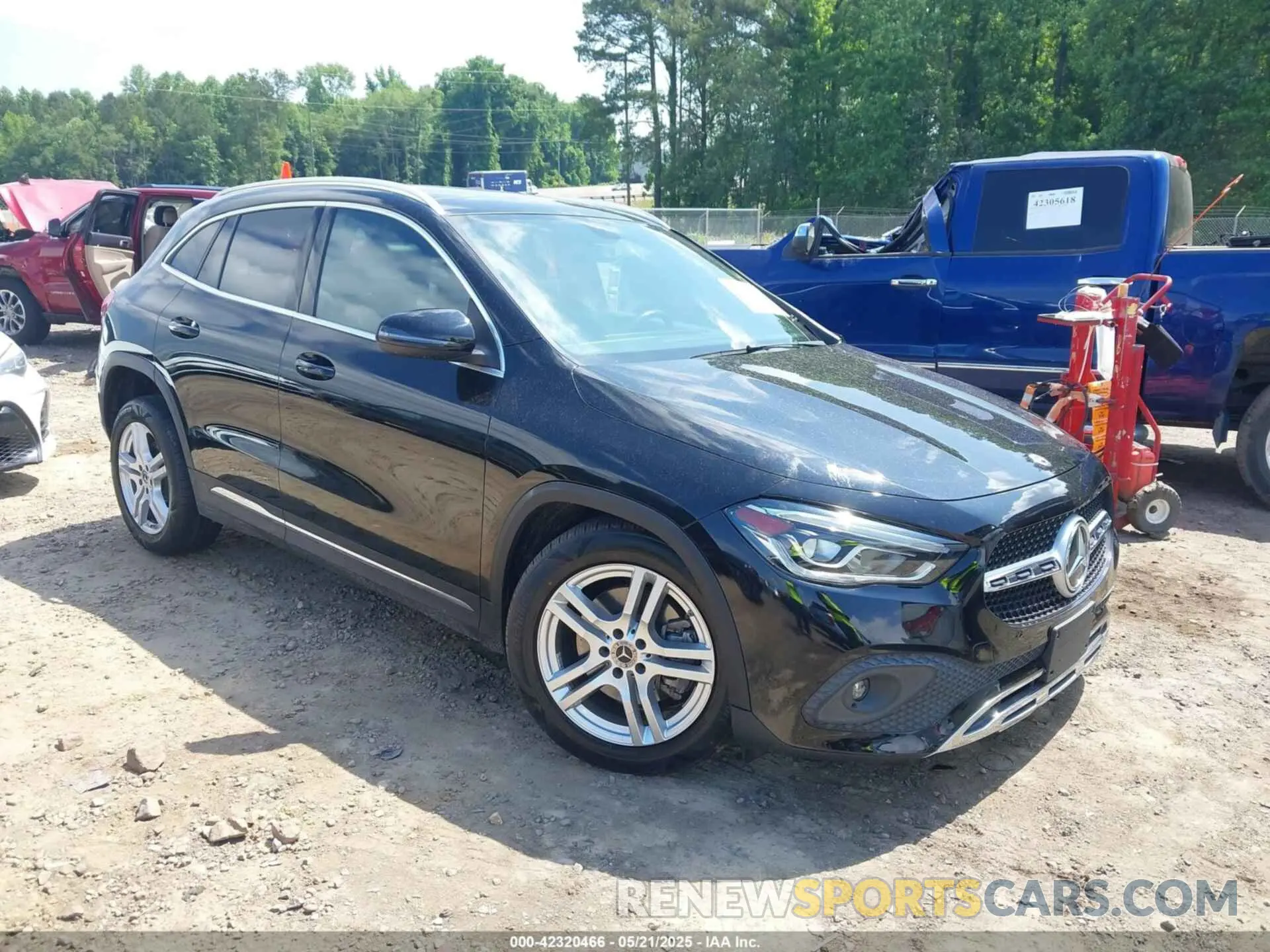 1 Photograph of a damaged car W1N4N4HB3MJ153870 MERCEDES-BENZ GLA 250 2021