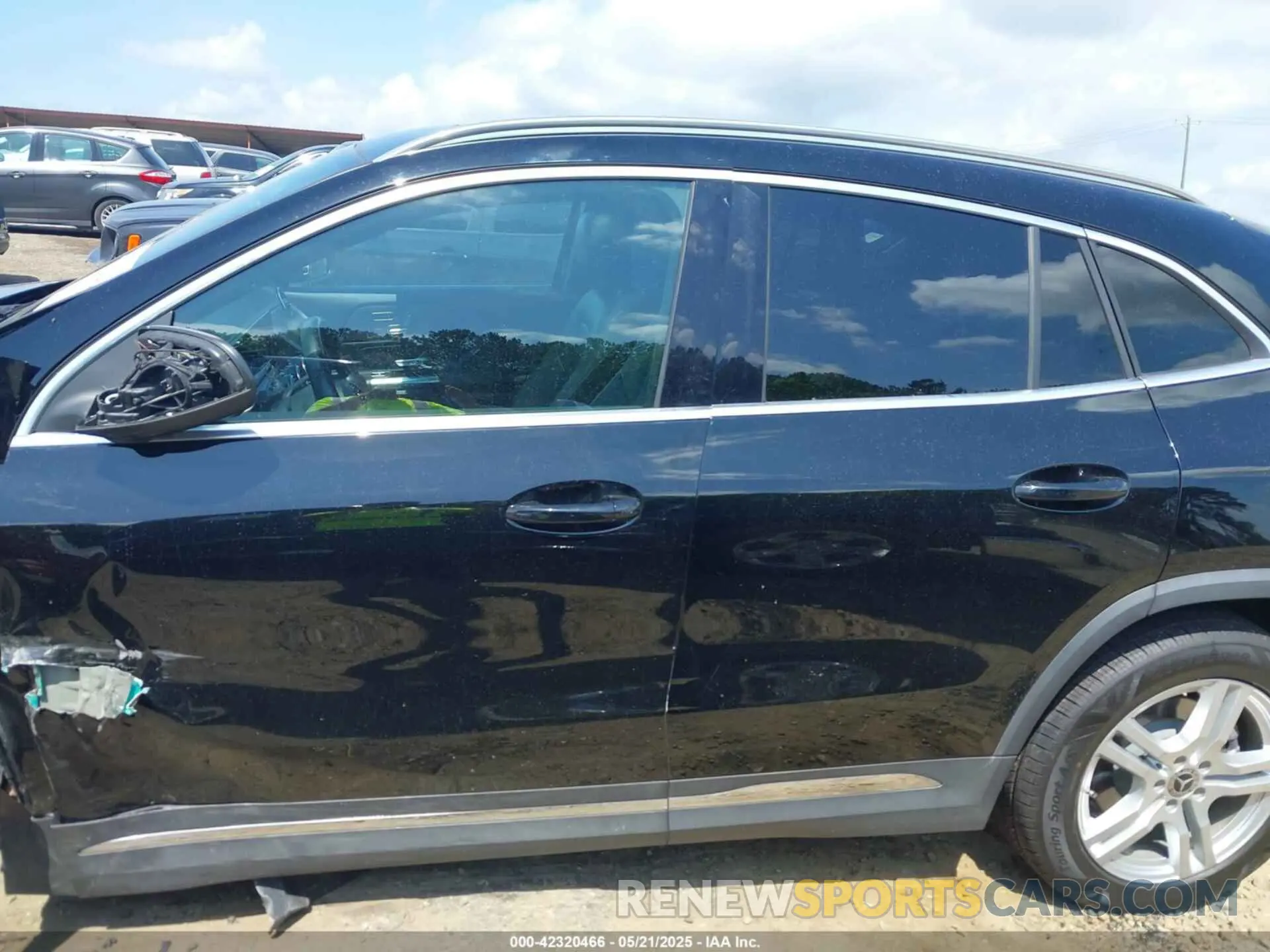 13 Photograph of a damaged car W1N4N4HB3MJ153870 MERCEDES-BENZ GLA 250 2021