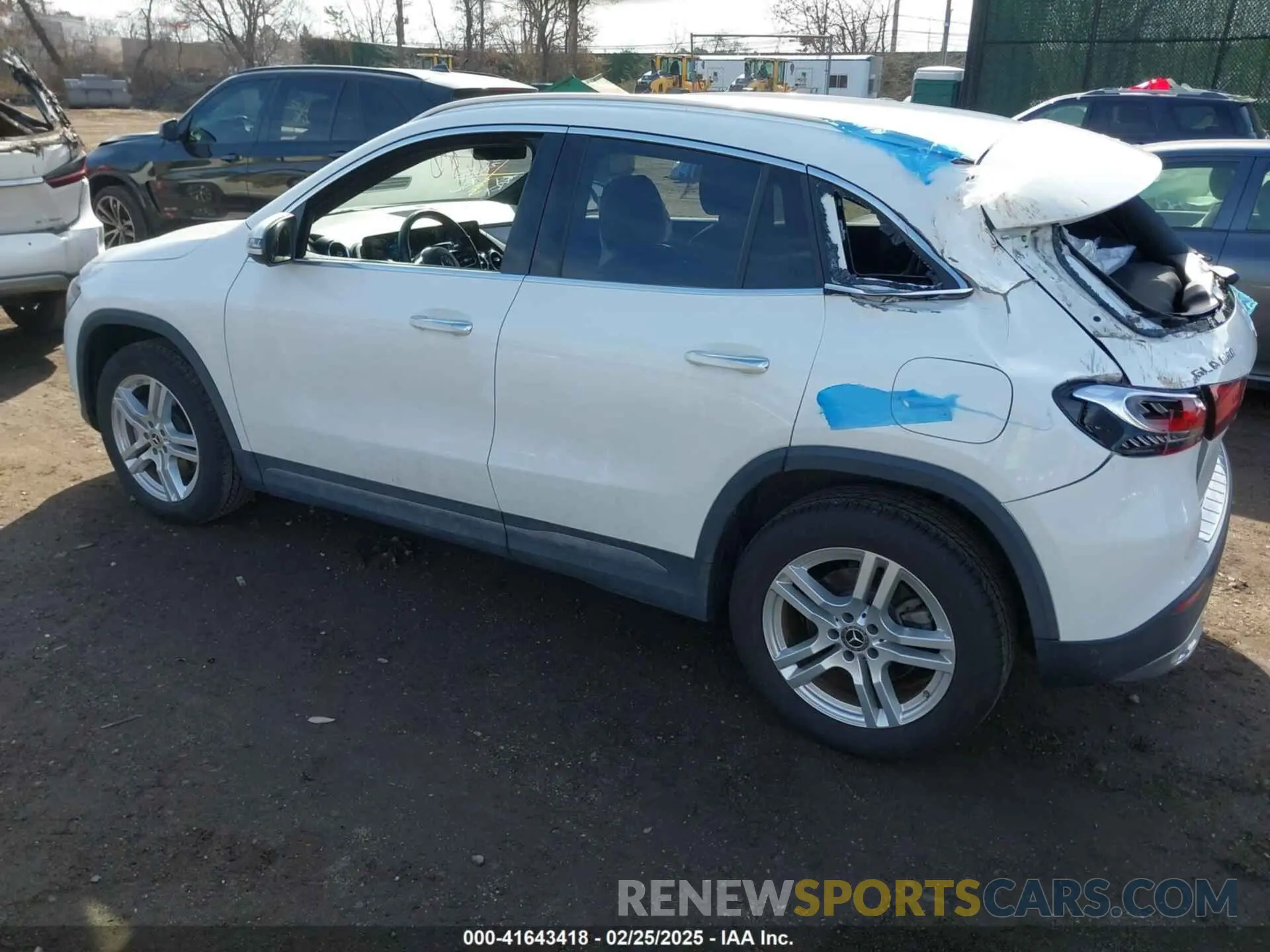 3 Фотография поврежденного автомобиля W1N4N4HB4MJ248695 MERCEDES-BENZ GLA 250 2021