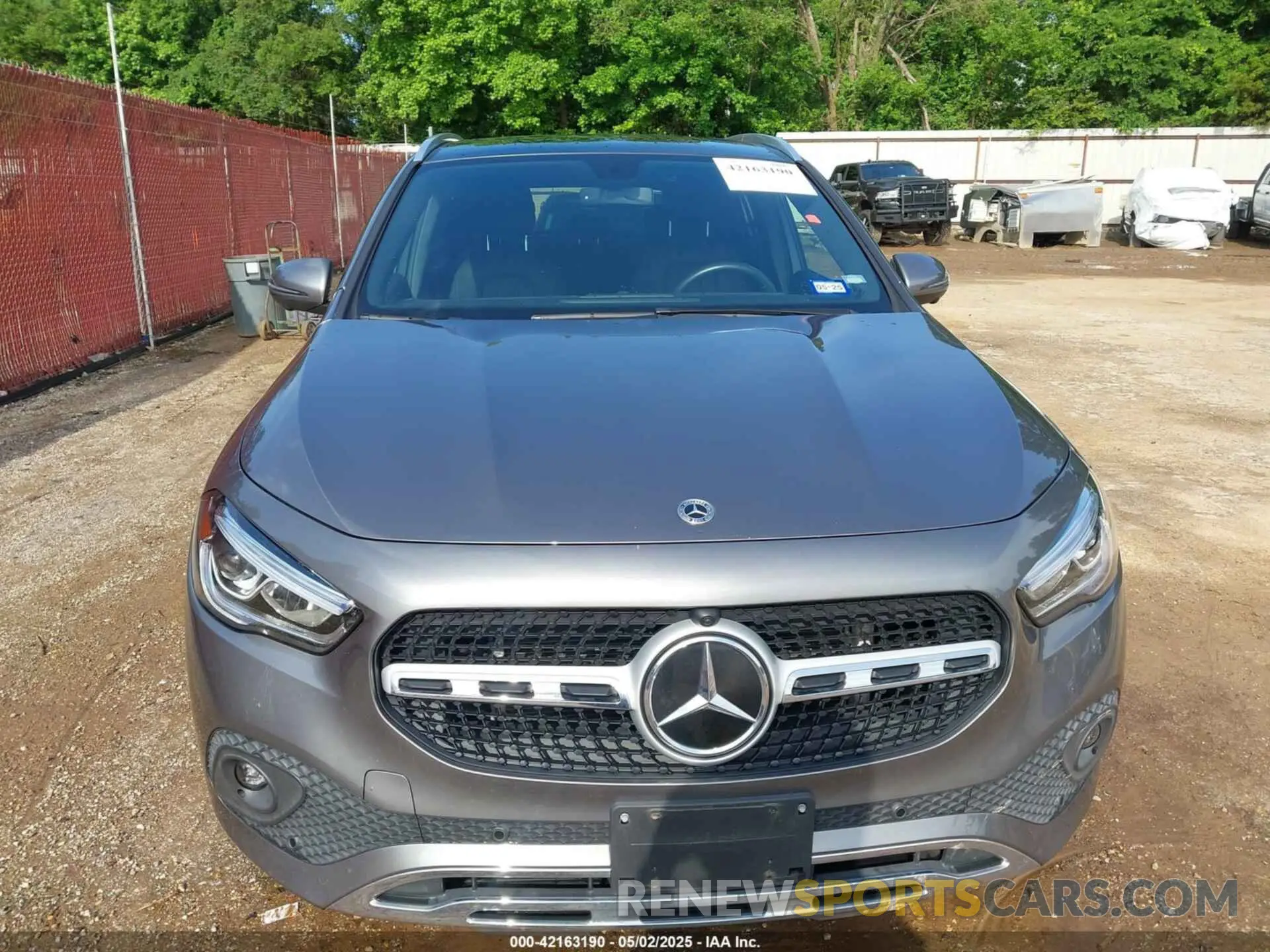 12 Photograph of a damaged car W1N4N4GB0NJ317272 MERCEDES-BENZ GLA 250 2022
