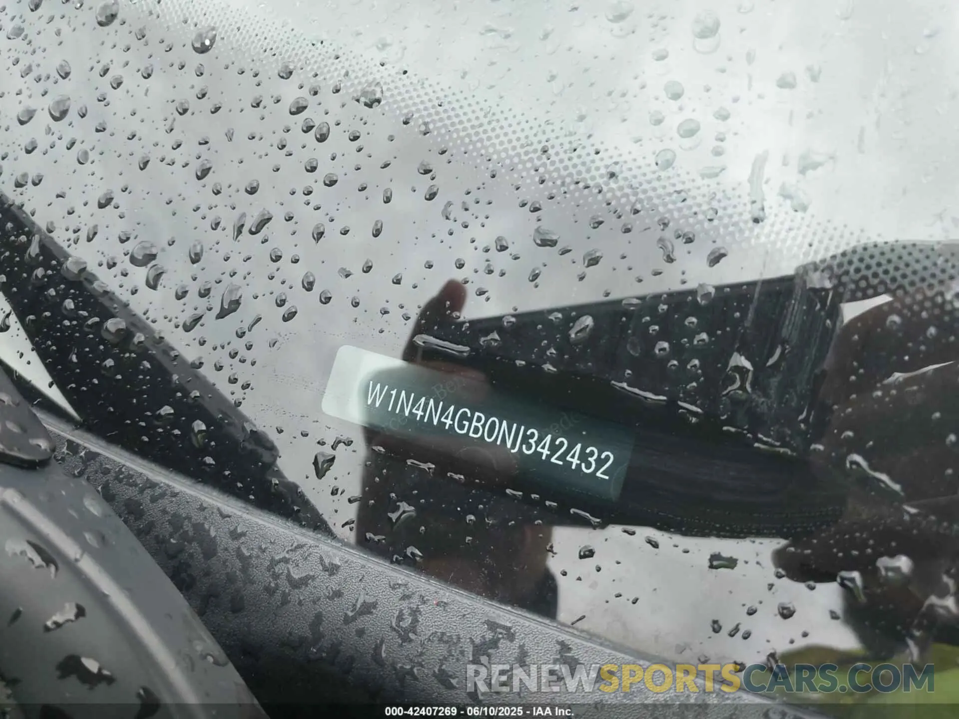 18 Photograph of a damaged car W1N4N4GB0NJ342432 MERCEDES-BENZ GLA 250 2022
