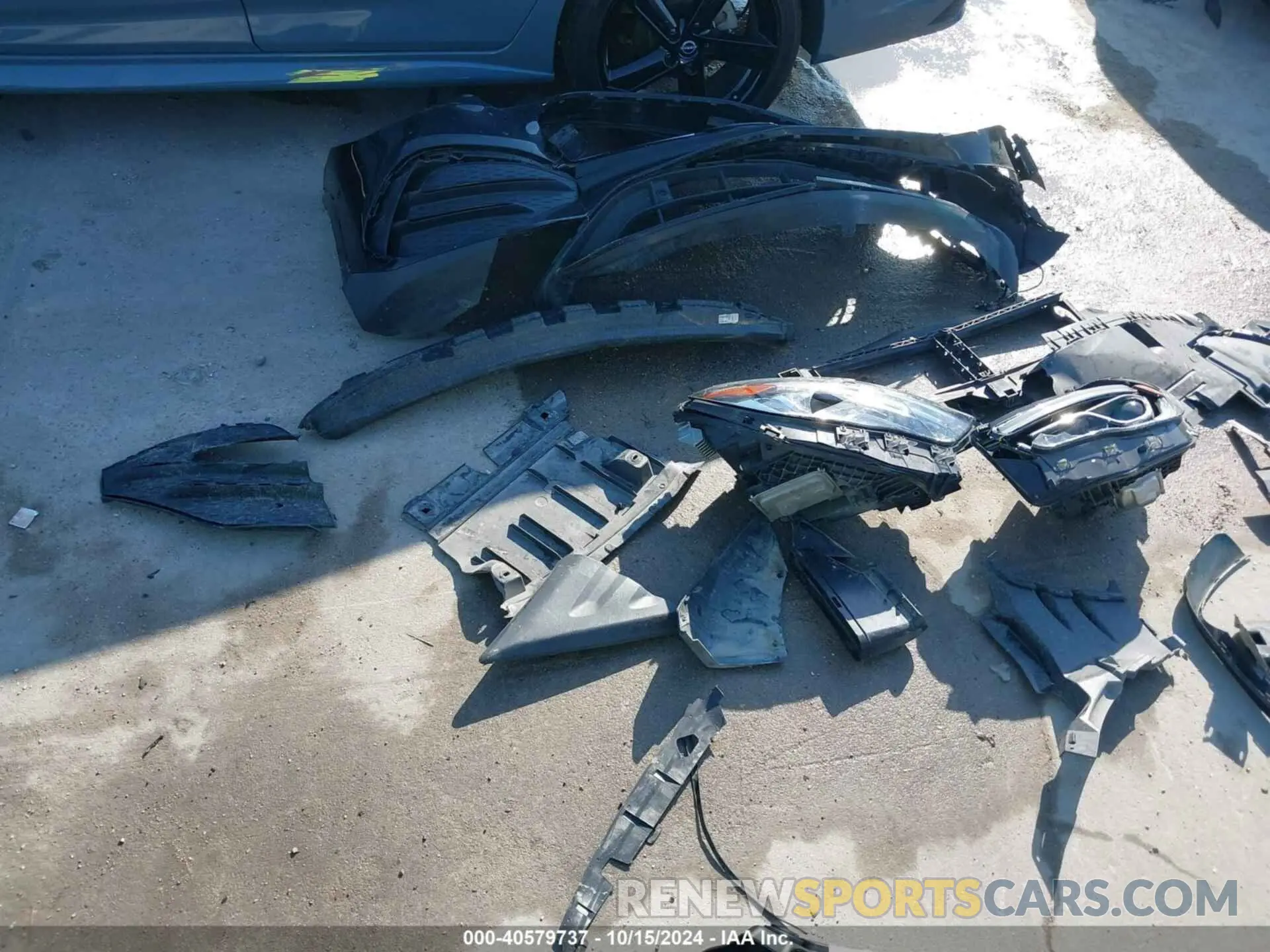 12 Photograph of a damaged car W1N4N4GBXNJ408582 MERCEDES-BENZ GLA 250 2022