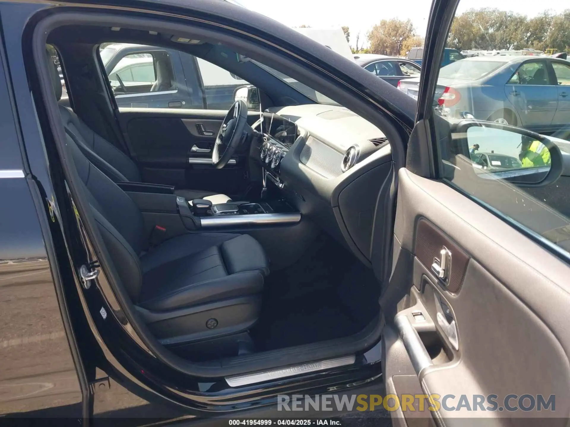 5 Фотография поврежденного автомобиля W1N4N4GB1PJ510839 MERCEDES-BENZ GLA 250 2023