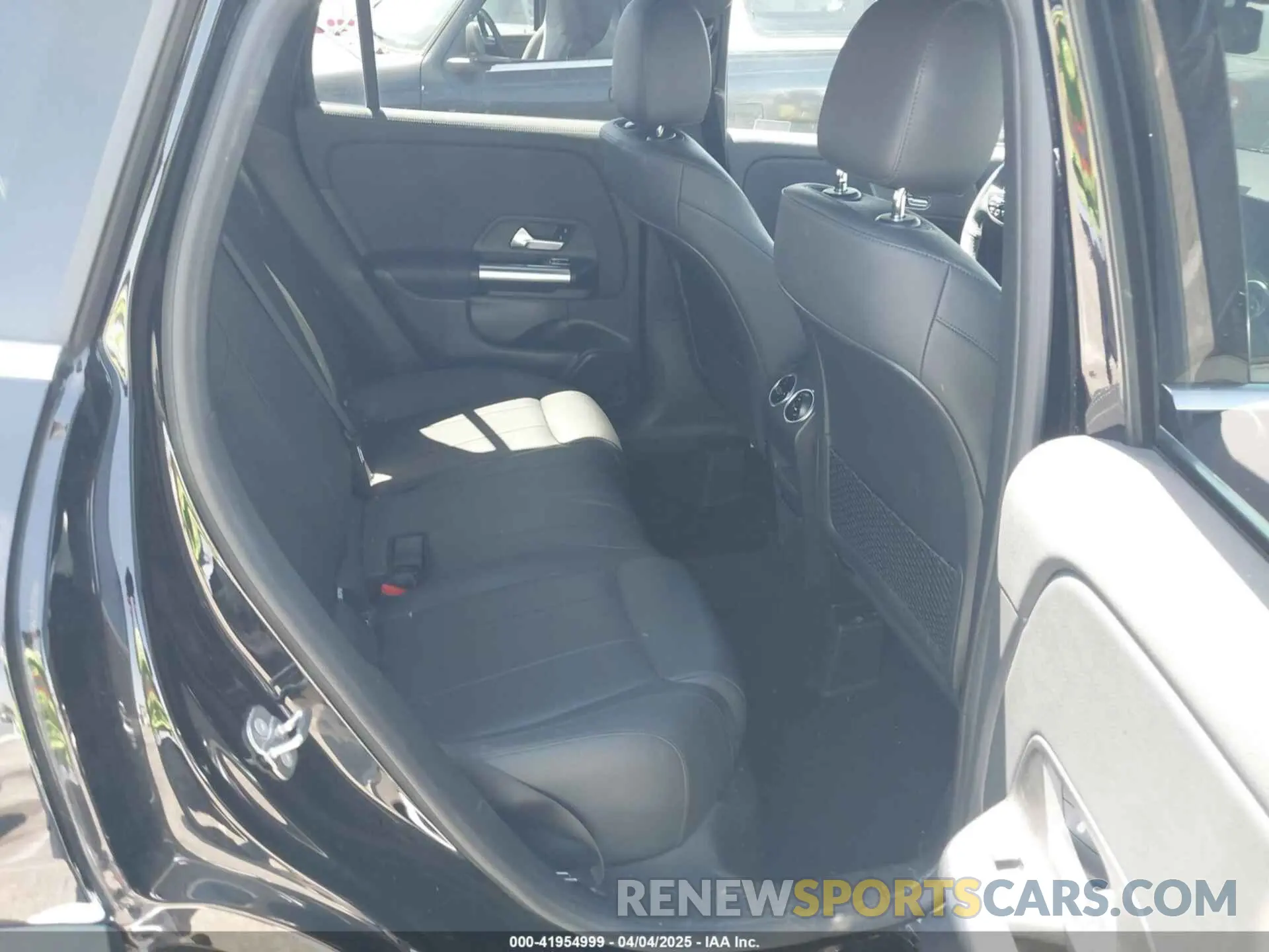 8 Фотография поврежденного автомобиля W1N4N4GB1PJ510839 MERCEDES-BENZ GLA 250 2023