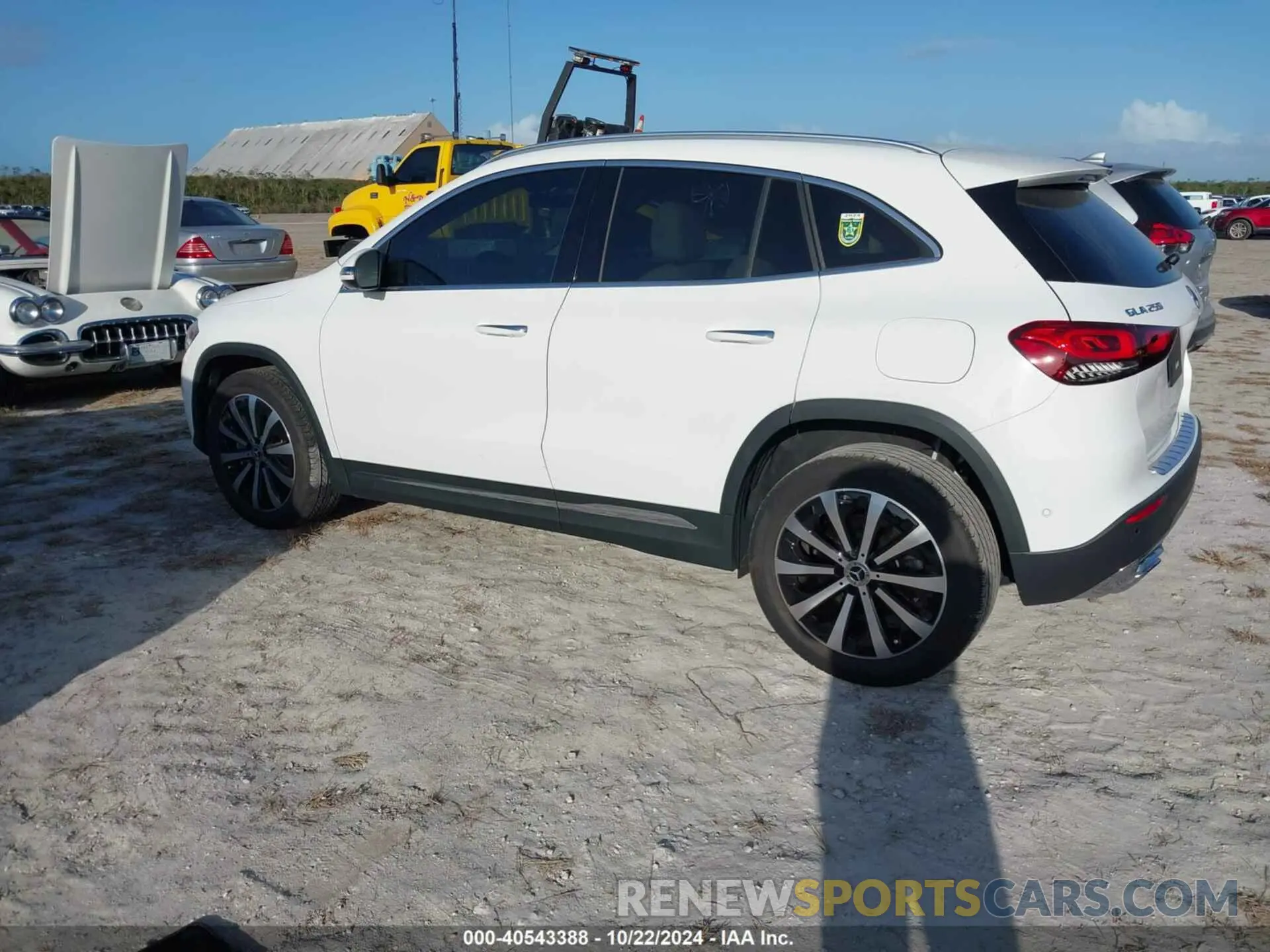 14 Photograph of a damaged car W1N4N4GBXPJ434022 MERCEDES-BENZ GLA 250 2023