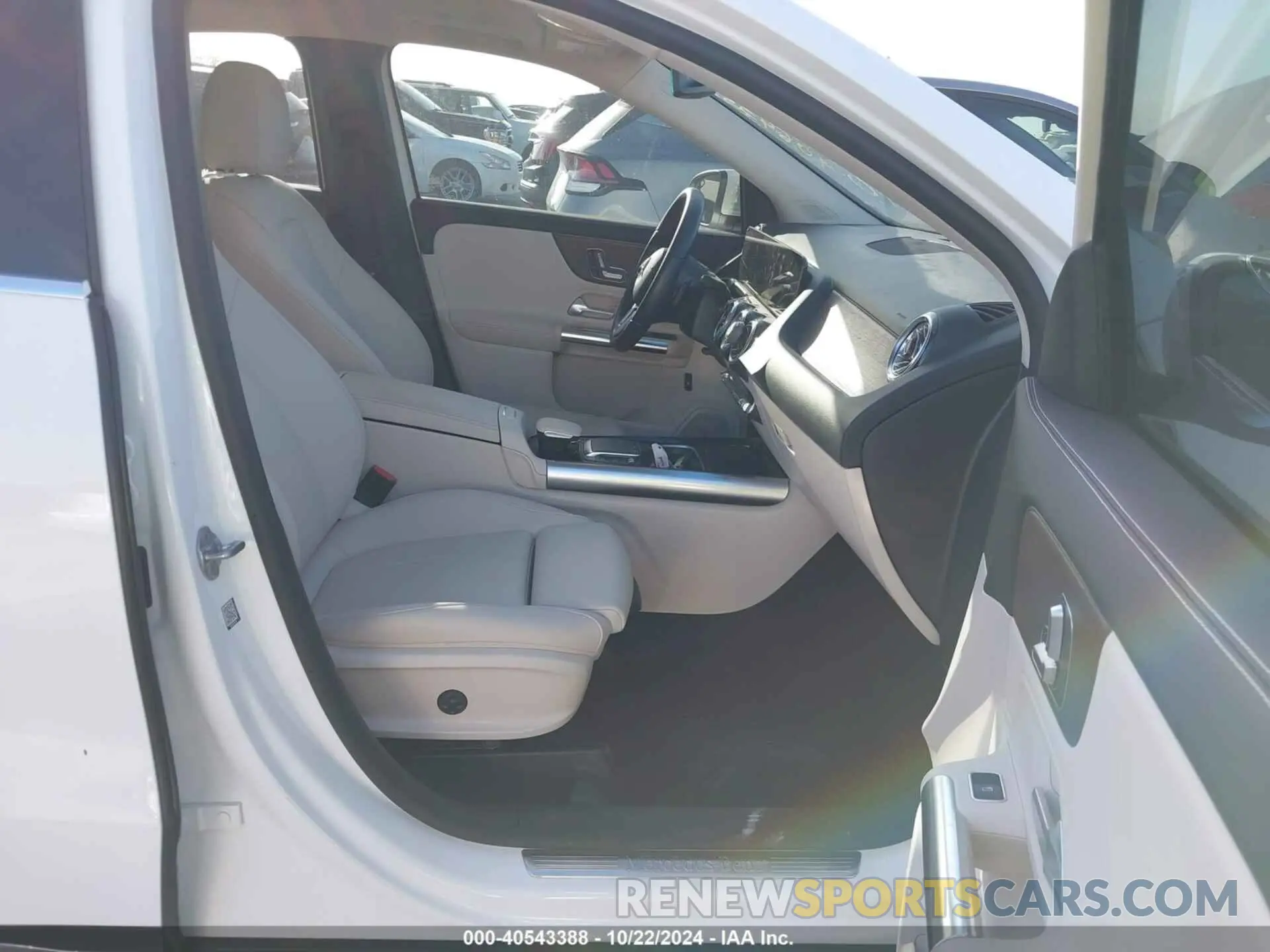 5 Photograph of a damaged car W1N4N4GBXPJ434022 MERCEDES-BENZ GLA 250 2023