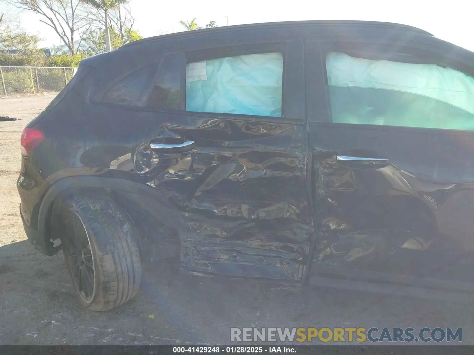 6 Photograph of a damaged car W1N4N4GBXPJ499517 MERCEDES-BENZ GLA 250 2023